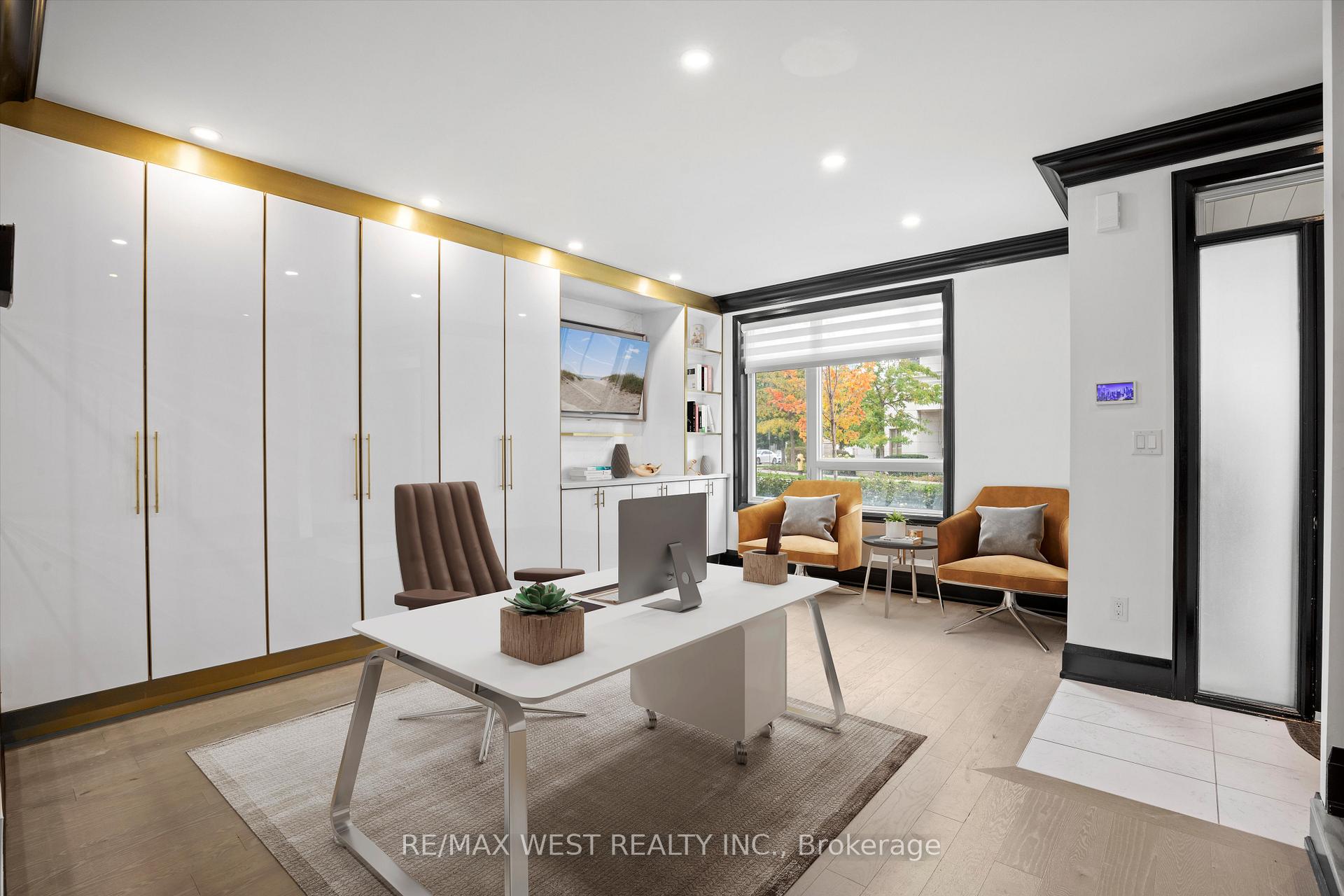 Photo 3 of 60 Saddlecreek Drive, Markham, Commerce Valley — HOMEH