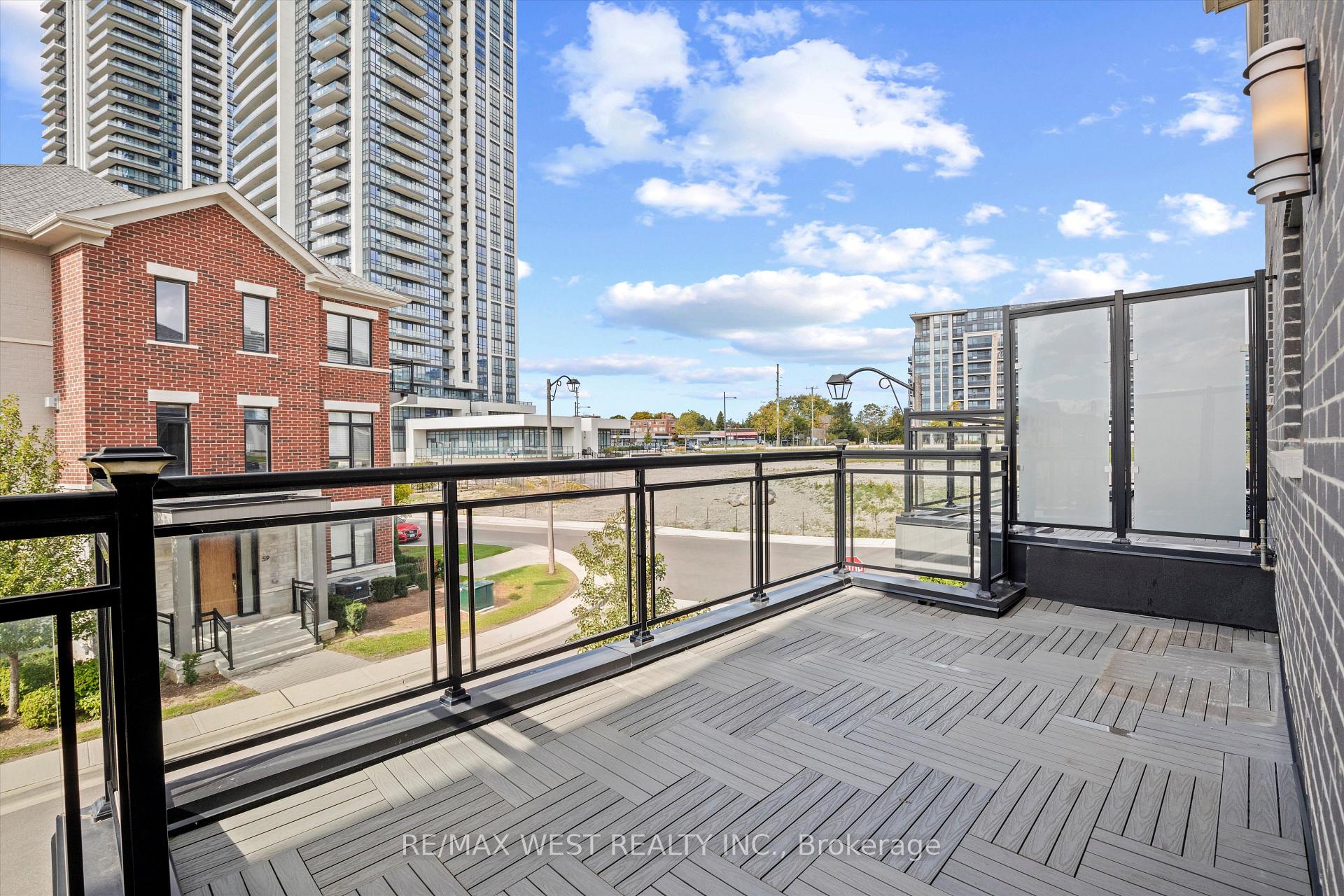 Photo 15 of 60 Saddlecreek Drive, Markham, Commerce Valley — HOMEH
