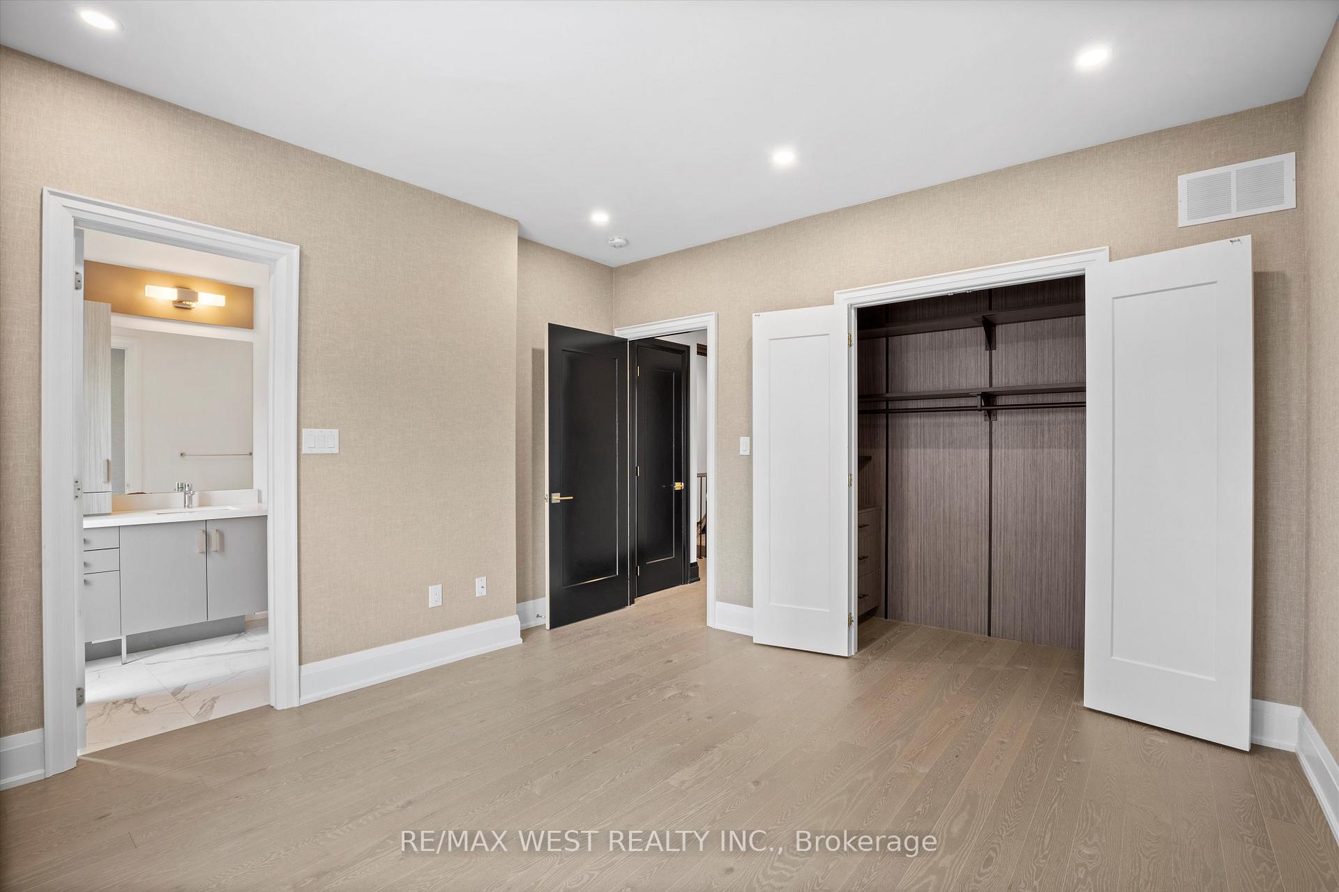 Photo 17 of 60 Saddlecreek Drive, Markham, Commerce Valley — HOMEH