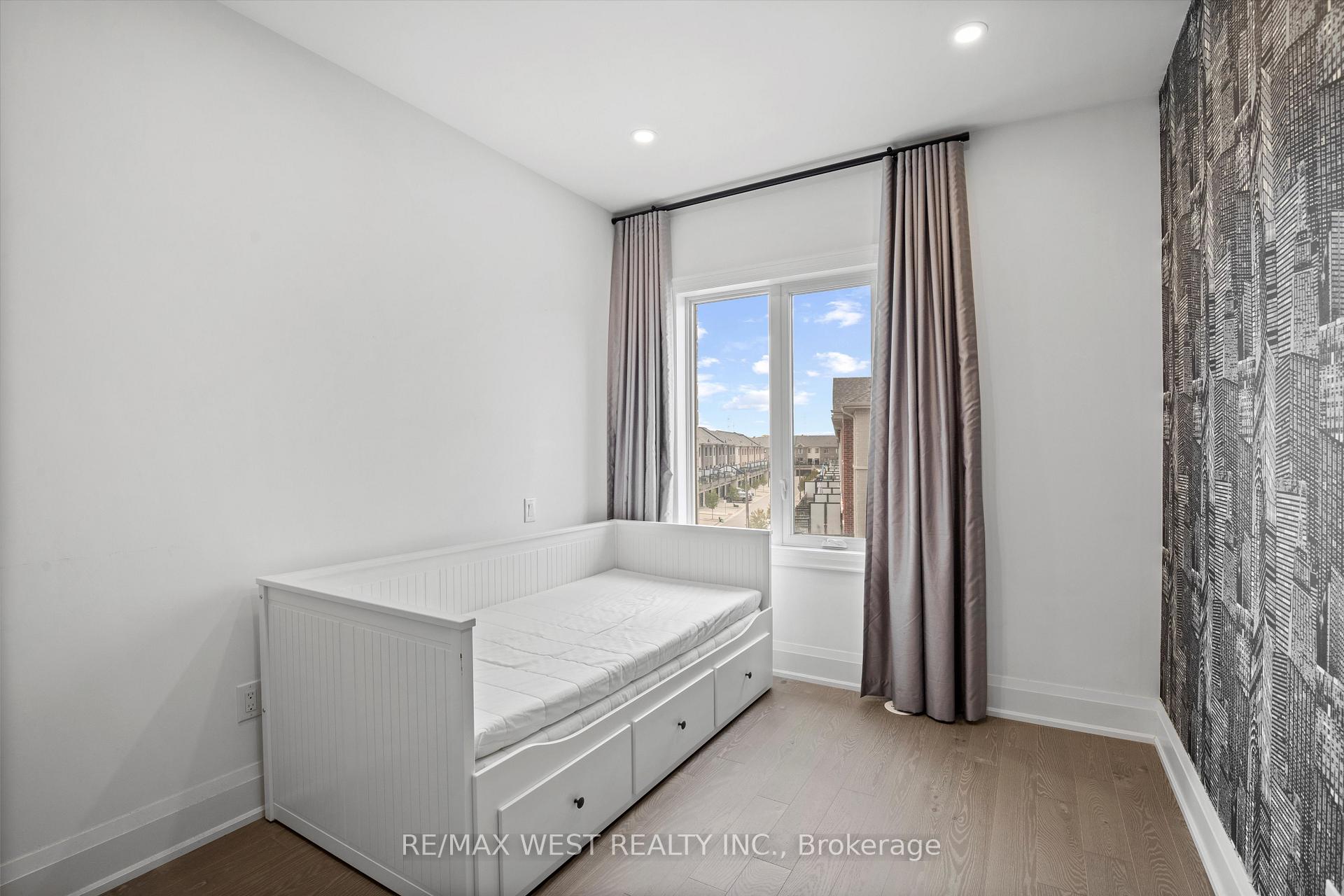 Photo 22 of 60 Saddlecreek Drive, Markham, Commerce Valley — HOMEH