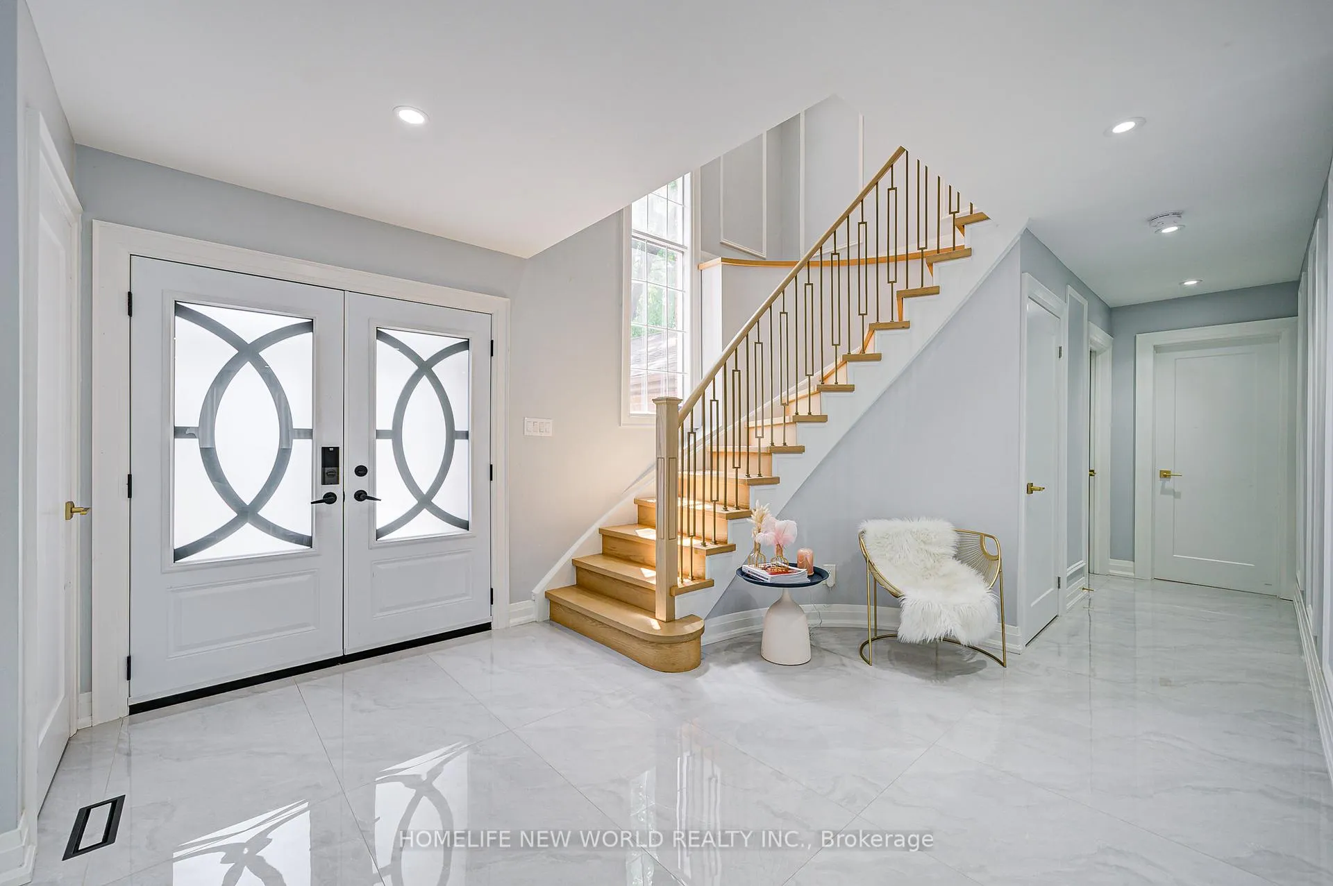 Photo 6 of Unit Main & 2nd, 32 Briarwood Road, Markham, Unionville — HOMEH