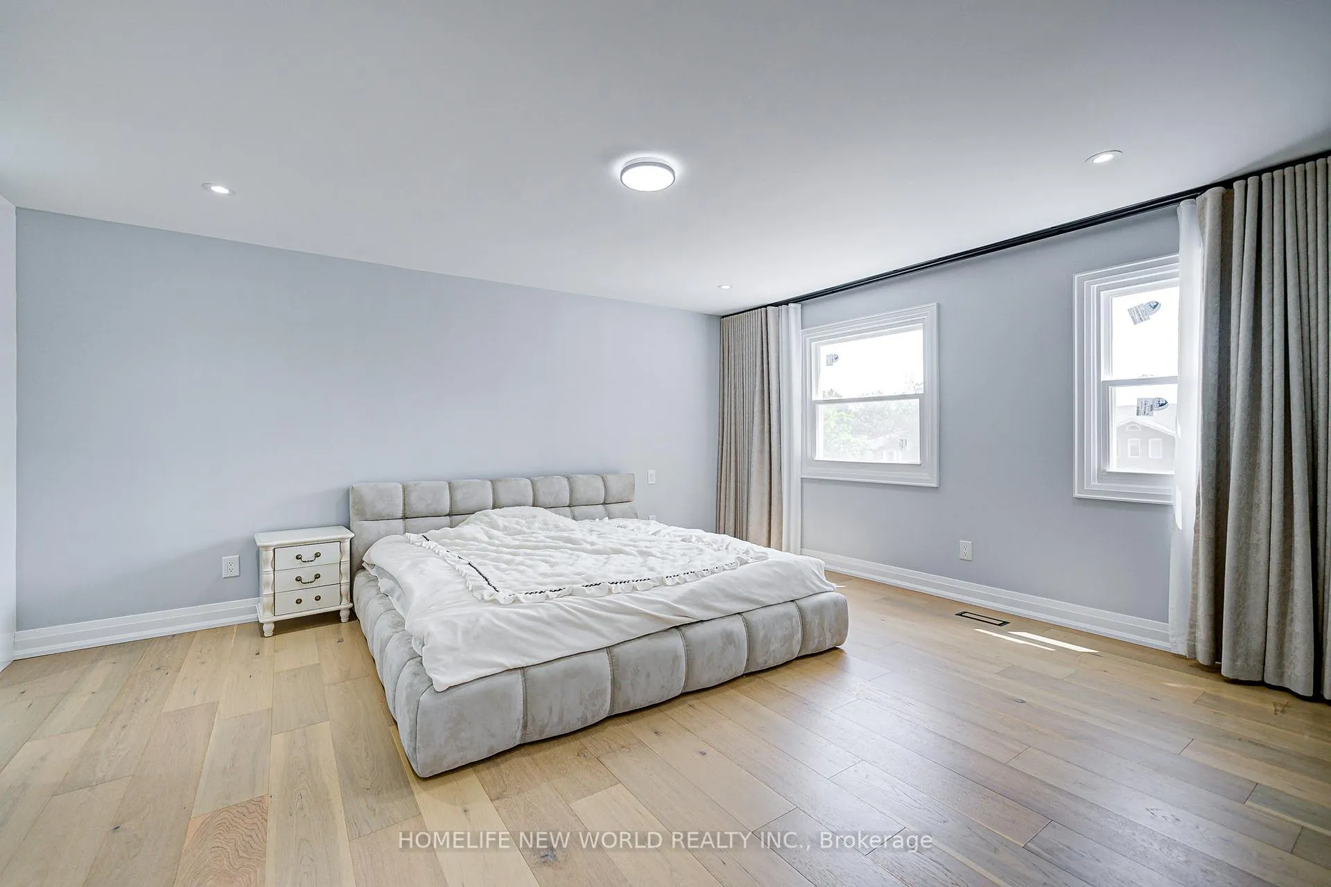 Photo 31 of Unit Main & 2nd, 32 Briarwood Road, Markham, Unionville — HOMEH