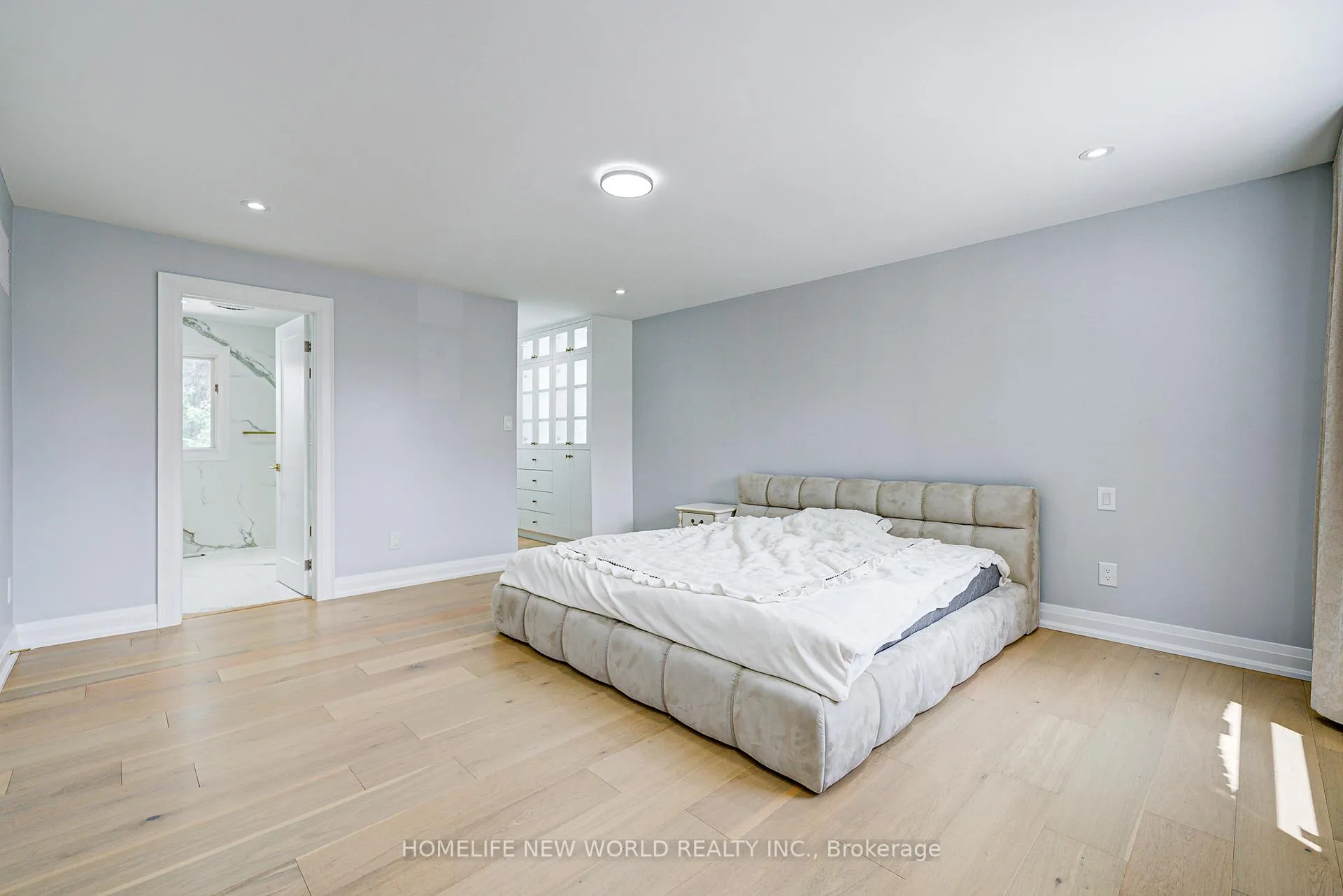 Photo 33 of Unit Main & 2nd, 32 Briarwood Road, Markham, Unionville — HOMEH