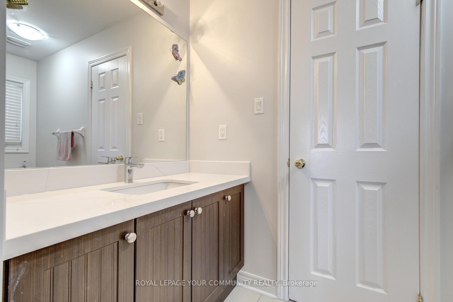 Photo 28 of 110 Muret Crescent, Vaughan, Patterson — HOMEH