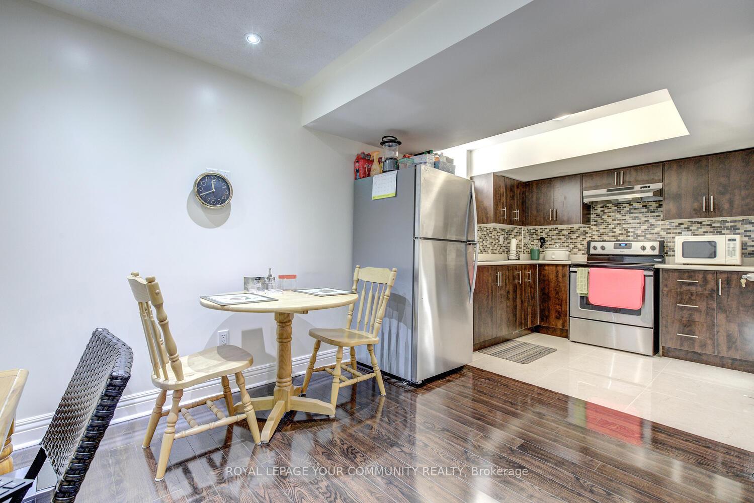 Photo 30 of 110 Muret Crescent, Vaughan, Patterson — HOMEH