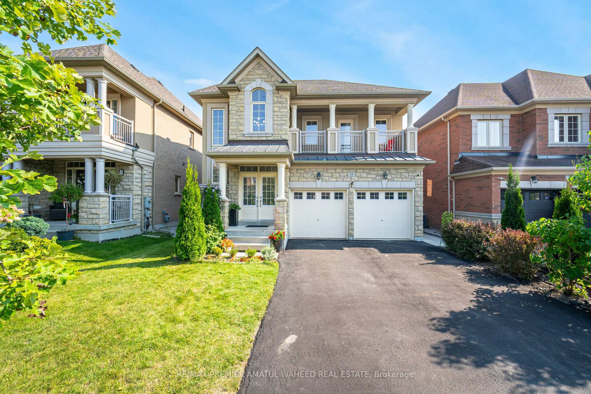 Front of 19 Wardlaw Place