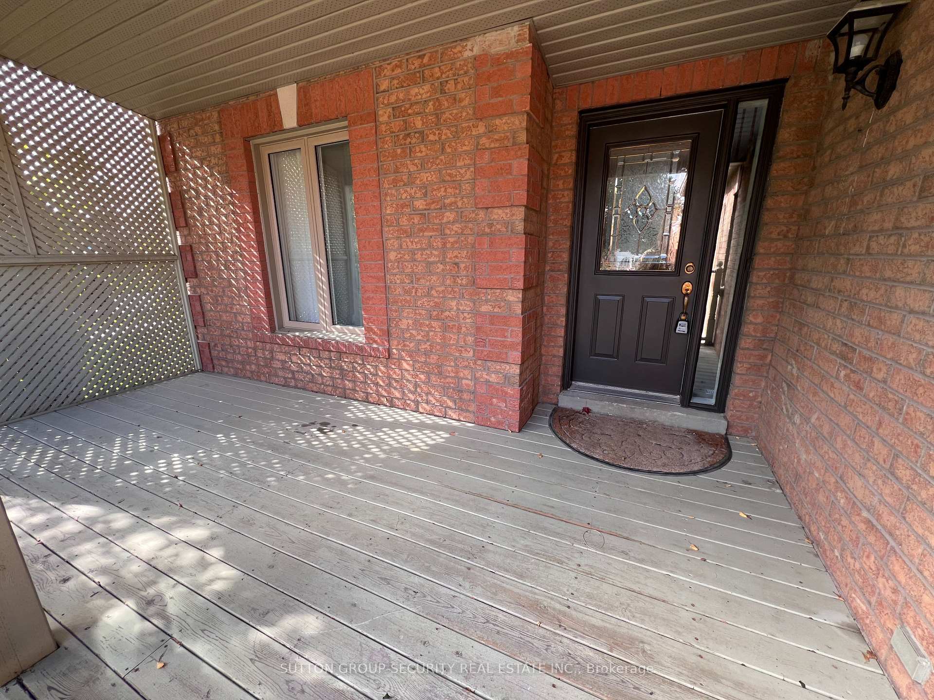 Photo 2 of 16 Daniele Avenue N, New Tecumseth, Beeton — HOMEH