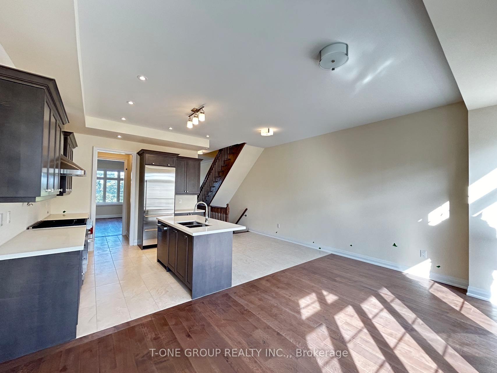 Photo 3 of 4255 Major Mackenzie Drive E, Markham, Angus Glen — HOMEH