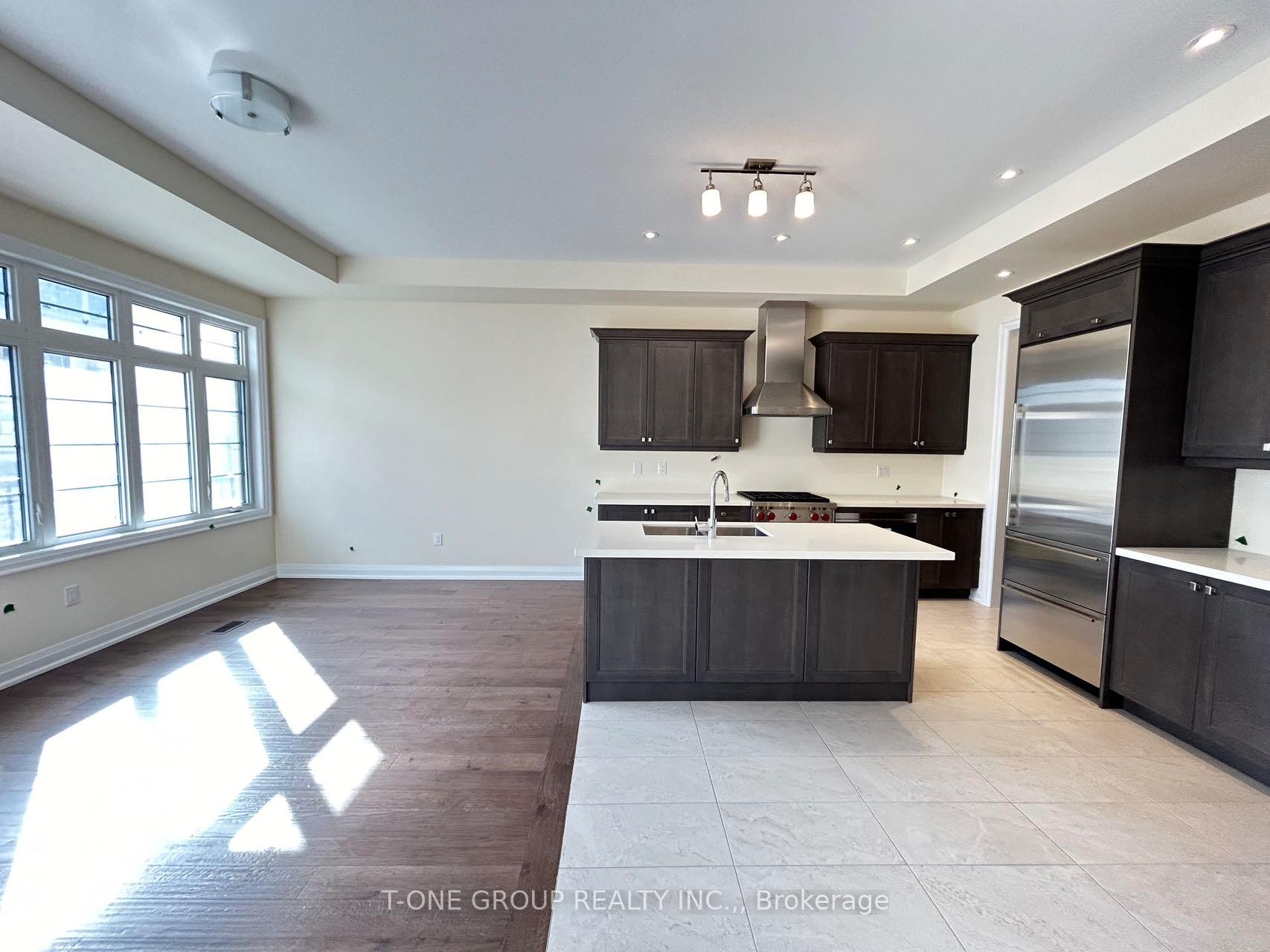 Photo 4 of 4255 Major Mackenzie Drive E, Markham, Angus Glen — HOMEH