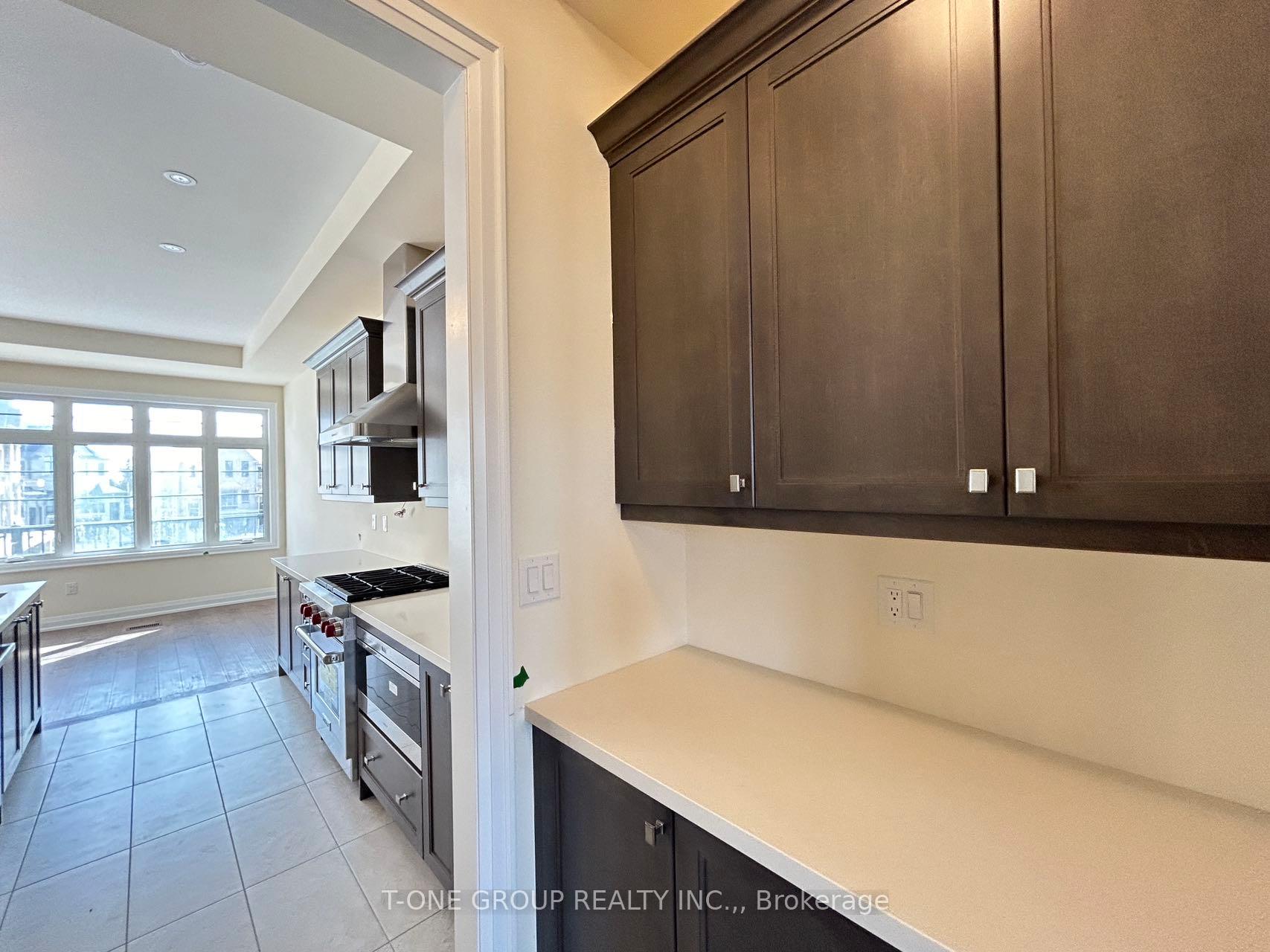 Photo 5 of 4255 Major Mackenzie Drive E, Markham, Angus Glen — HOMEH