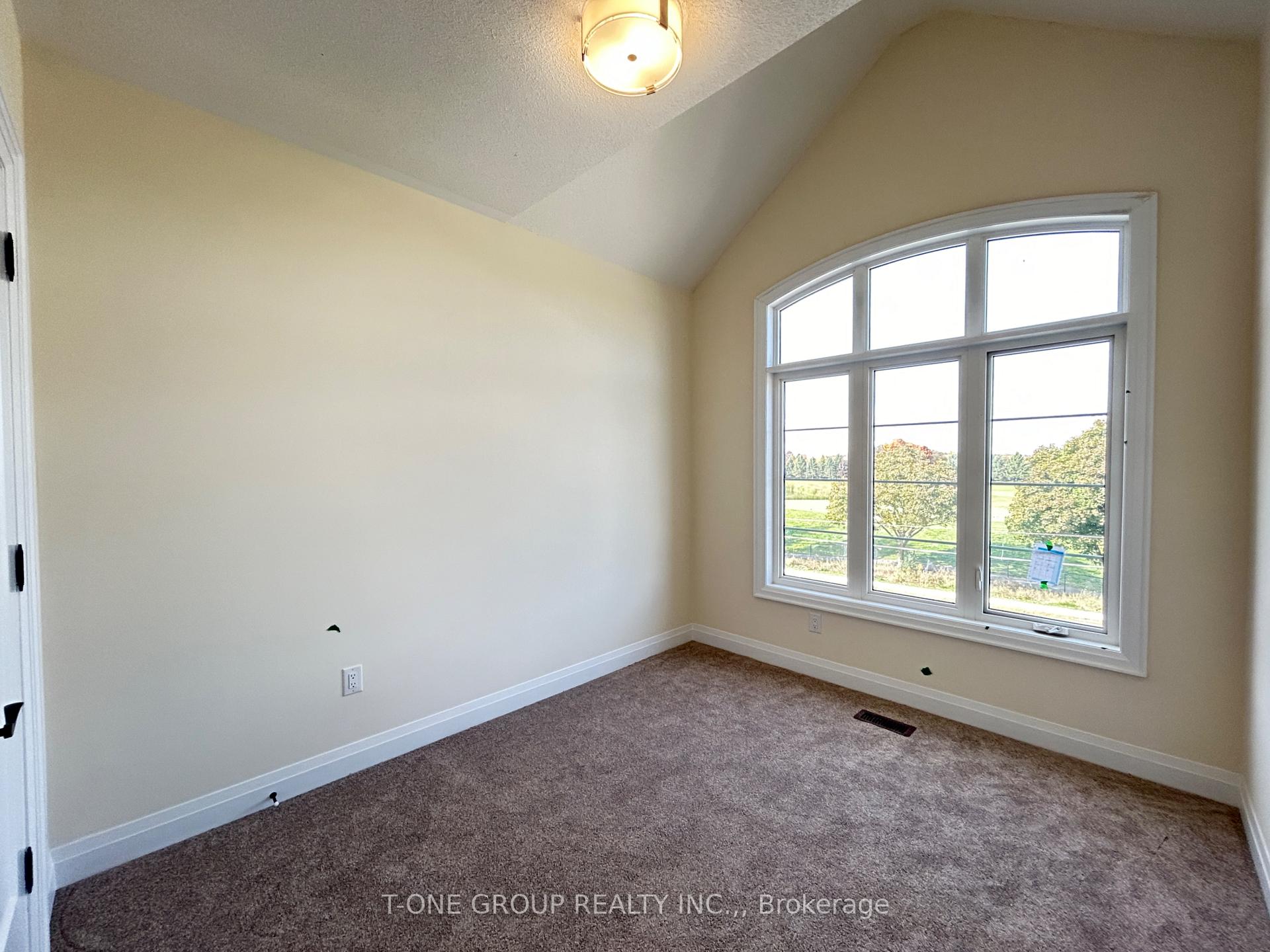 Photo 12 of 4255 Major Mackenzie Drive E, Markham, Angus Glen — HOMEH