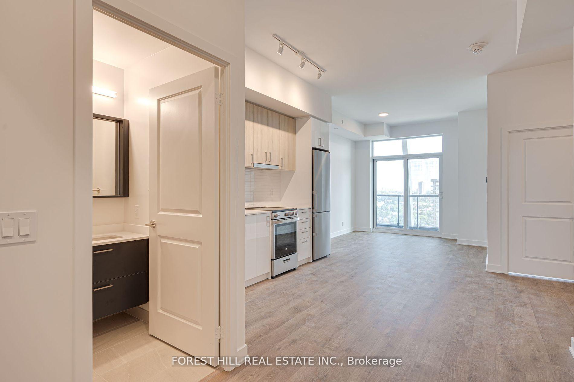 Photo 4 of Unit B1101, 50 Upper Mall Way, Vaughan, Brownridge — HOMEH