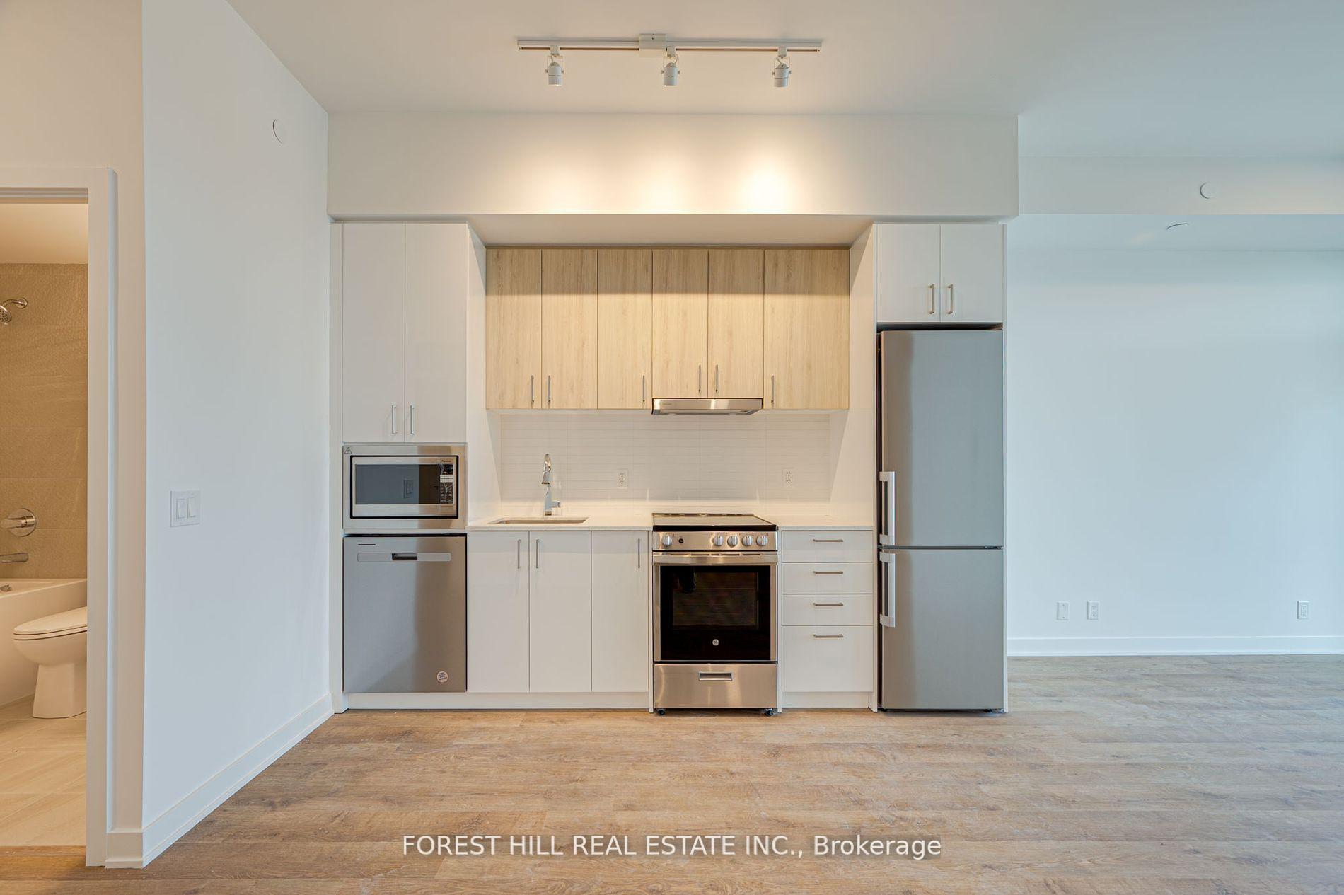 Photo 7 of Unit B1101, 50 Upper Mall Way, Vaughan, Brownridge — HOMEH