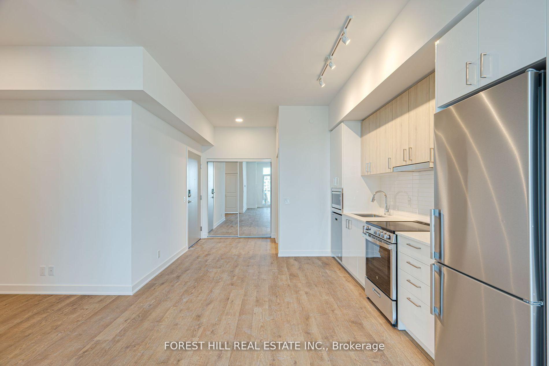 Photo 9 of Unit B1101, 50 Upper Mall Way, Vaughan, Brownridge — HOMEH