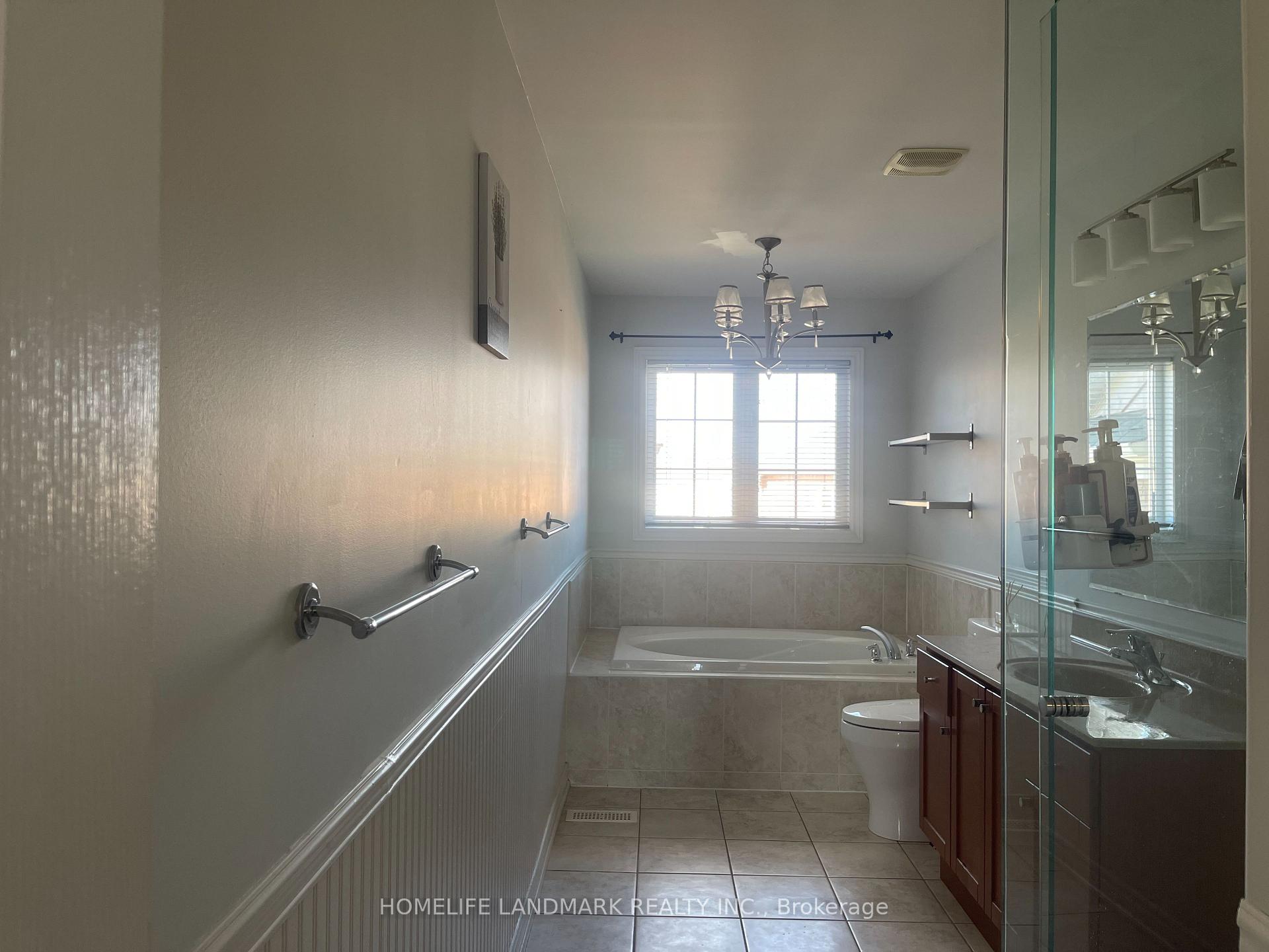 Photo 9 of Unit Upper 1, 81 Appleview Road, Markham, Greensborough — HOMEH