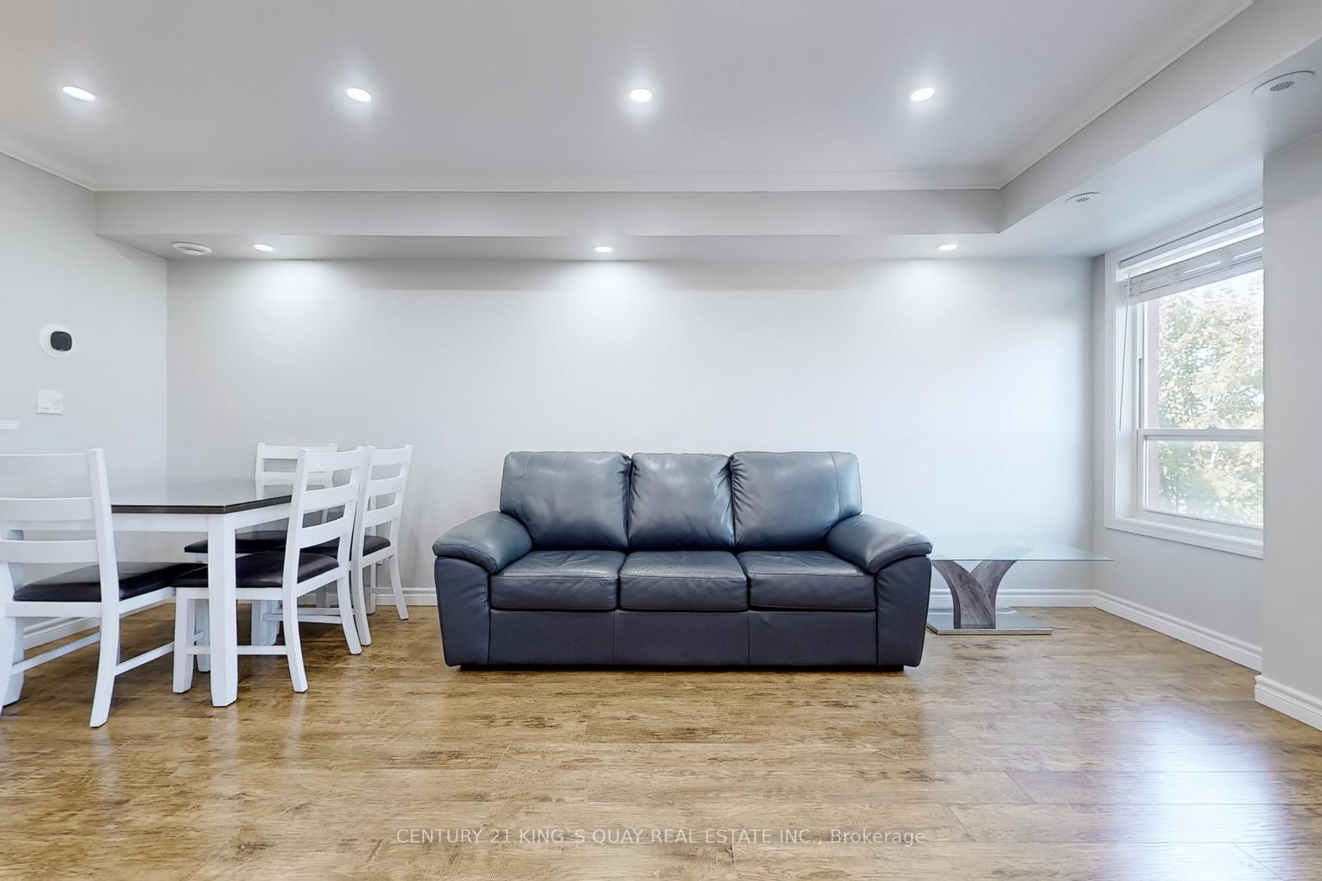 Photo 4 of 81 Sunrise Drive, Markham, Milliken Mills East — HOMEH