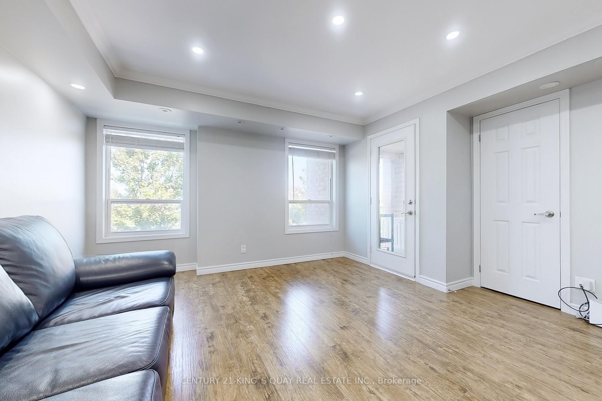 Photo 8 of 81 Sunrise Drive, Markham, Milliken Mills East — HOMEH