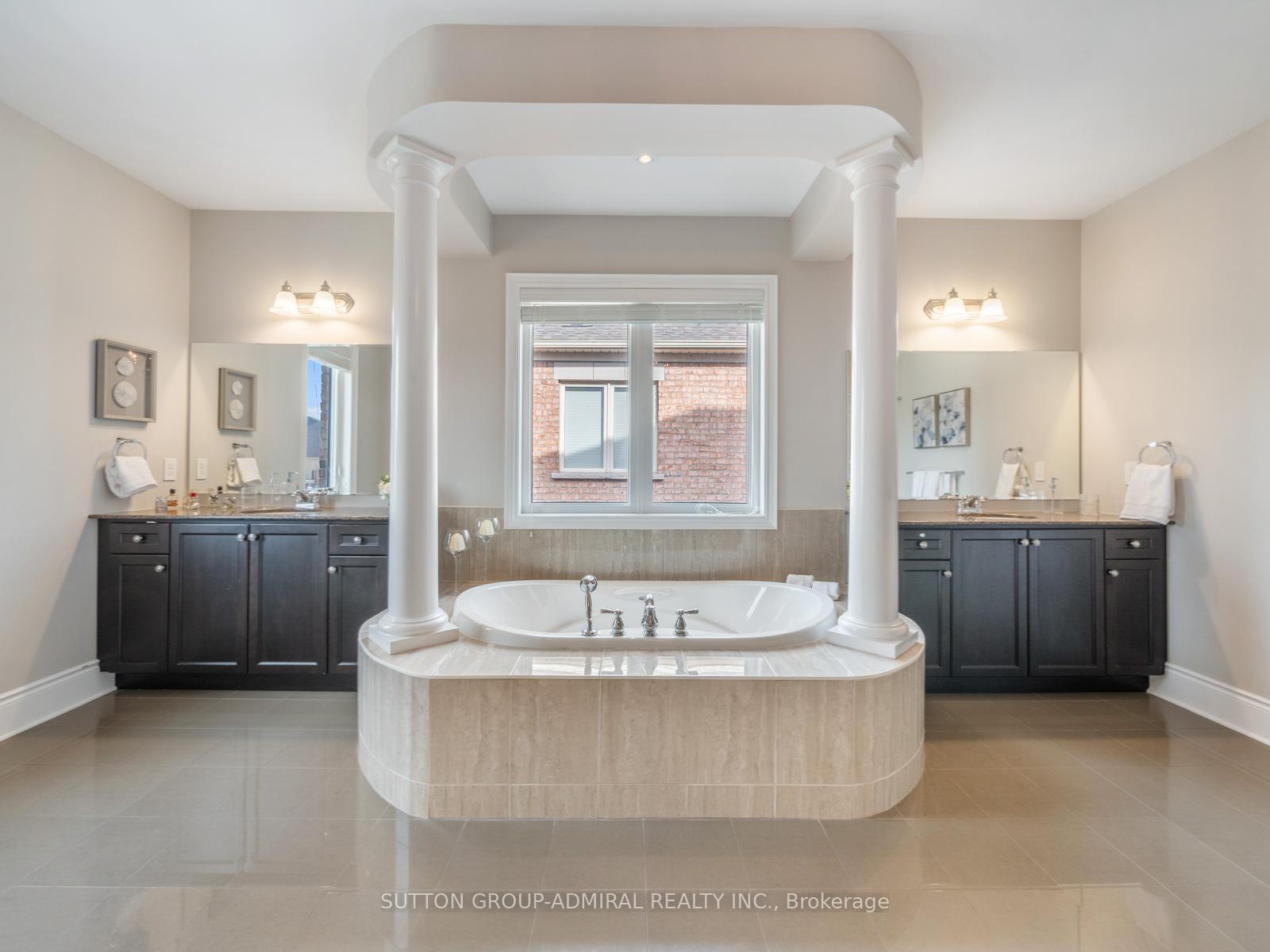 Photo 20 of 56 Antonini Court, Vaughan, Rural Vaughan — HOMEH