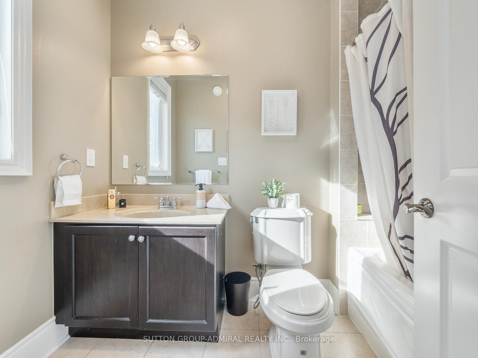 Photo 23 of 56 Antonini Court, Vaughan, Rural Vaughan — HOMEH