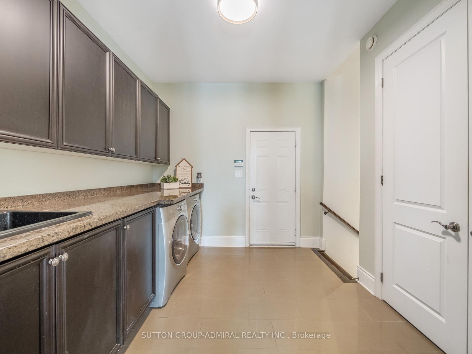 Photo 26 of 56 Antonini Court, Vaughan, Rural Vaughan — HOMEH