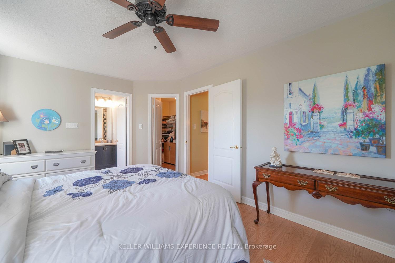 Photo 10 of 63 Watkins Glen Crescent, Aurora, Bayview Wellington — HOMEH