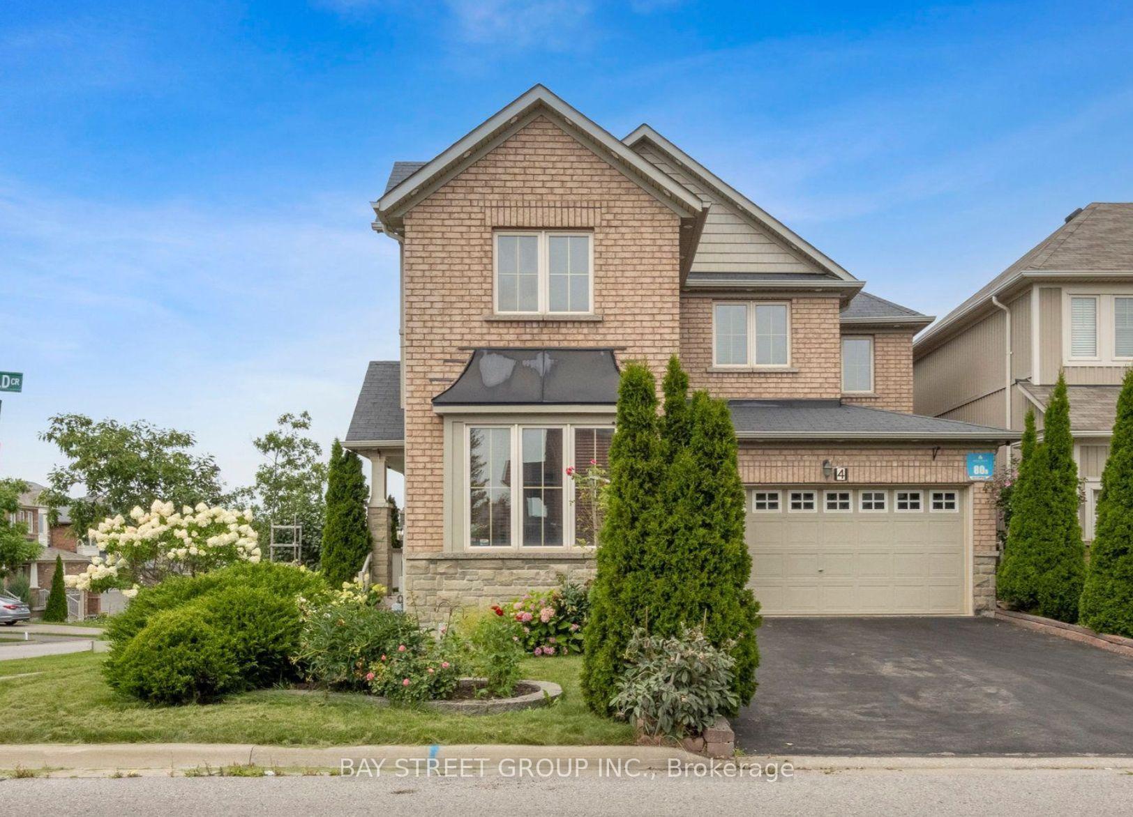 Front of 4 Overhold Crescent