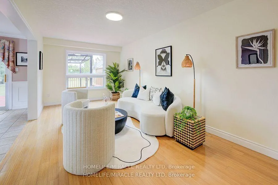 Photo 16 of 6 Resurrection Drive, Kitchener — HOMEH