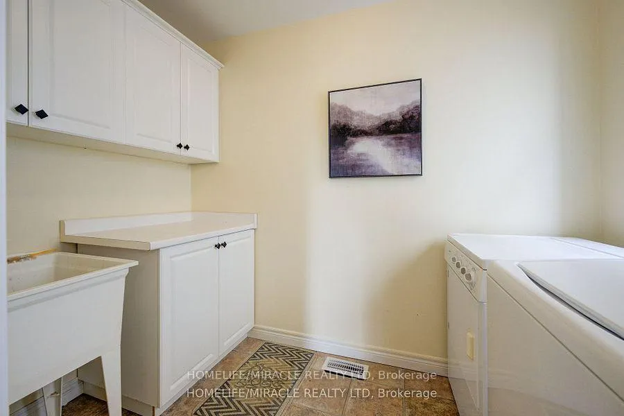 Photo 19 of 6 Resurrection Drive, Kitchener — HOMEH