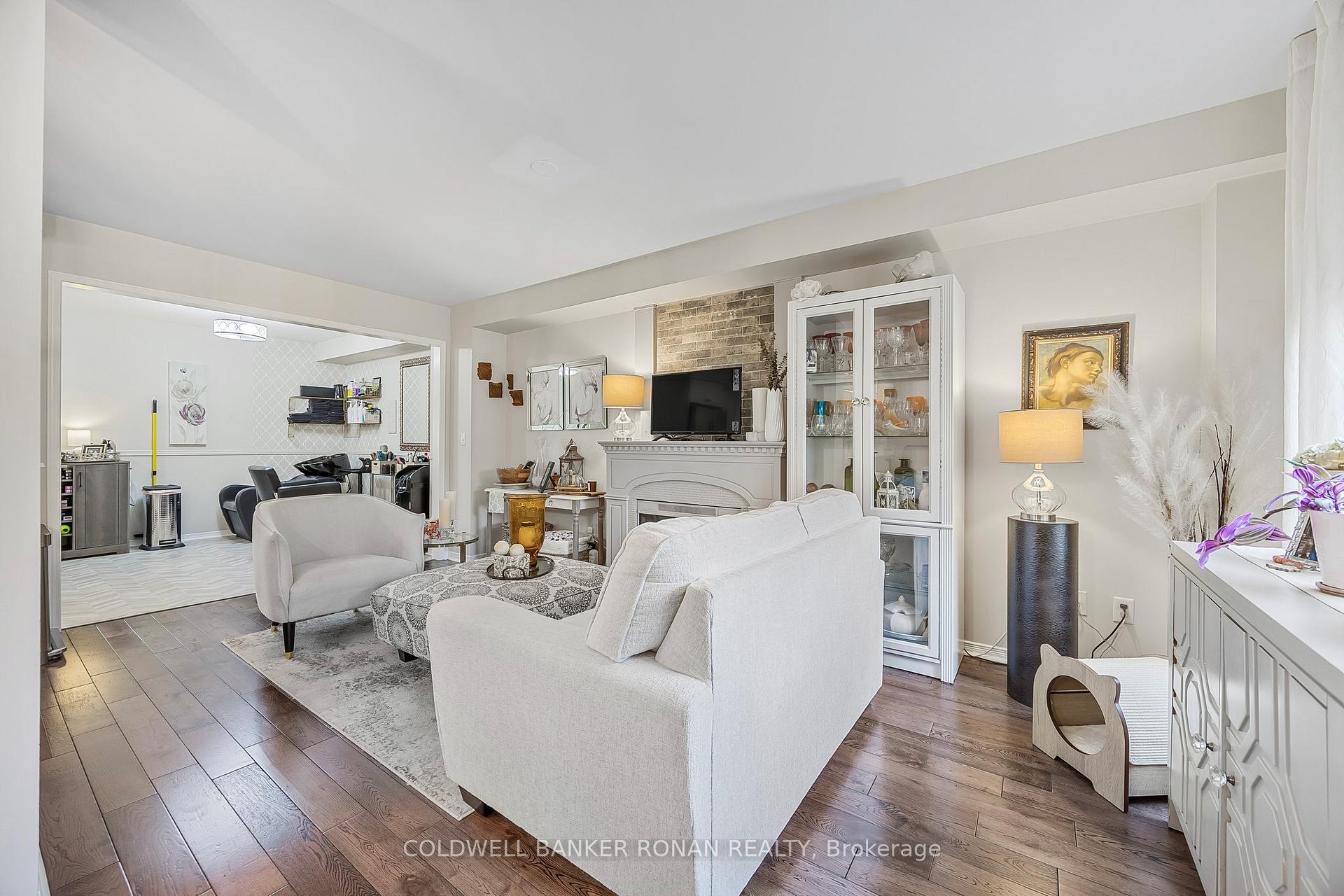 Photo 9 of 51 Ruthven Crescent, New Tecumseth, Alliston — HOMEH