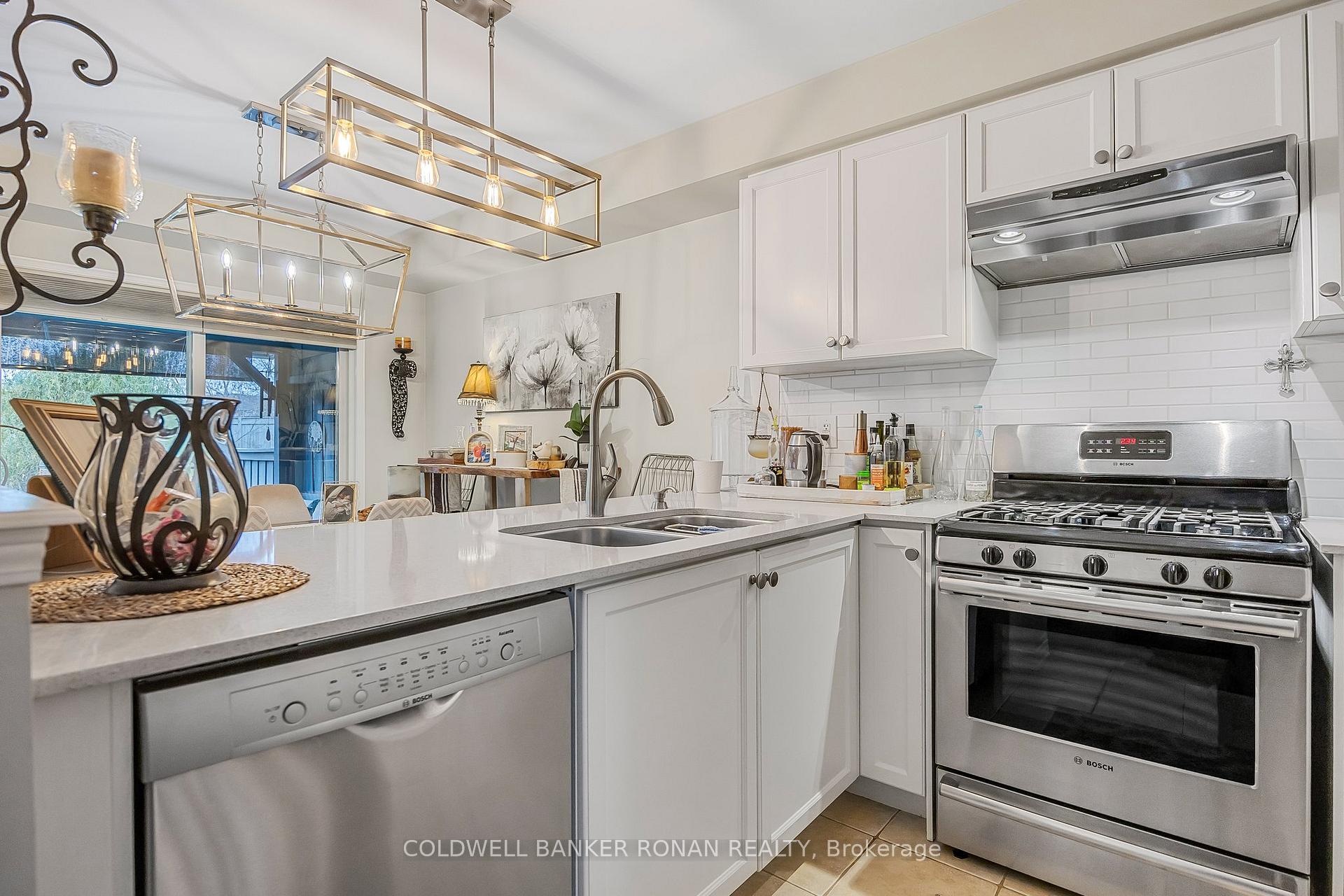 Photo 14 of 51 Ruthven Crescent, New Tecumseth, Alliston — HOMEH