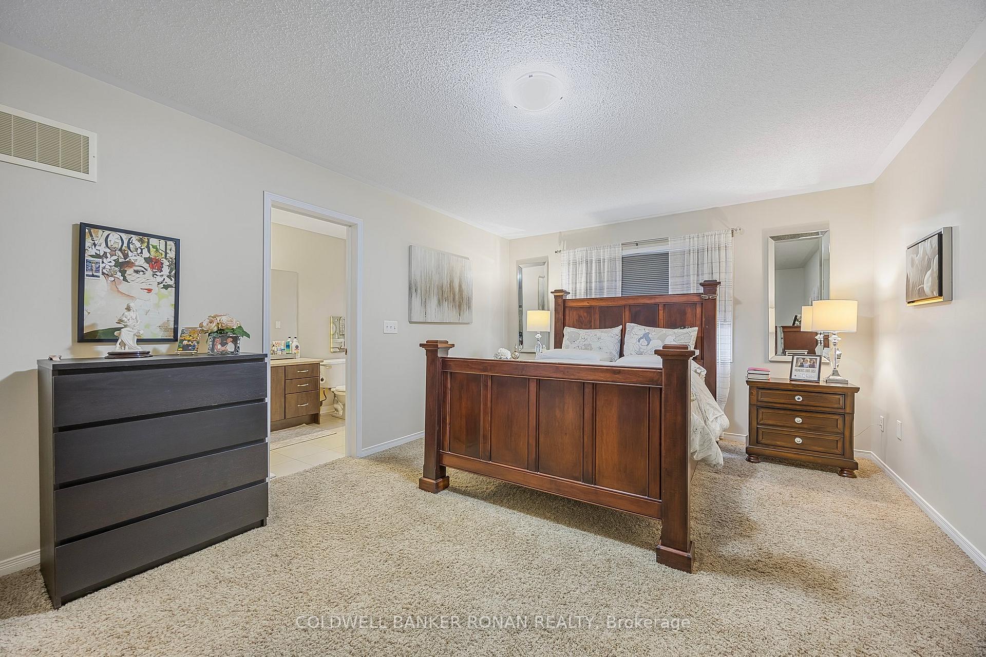 Photo 24 of 51 Ruthven Crescent, New Tecumseth, Alliston — HOMEH