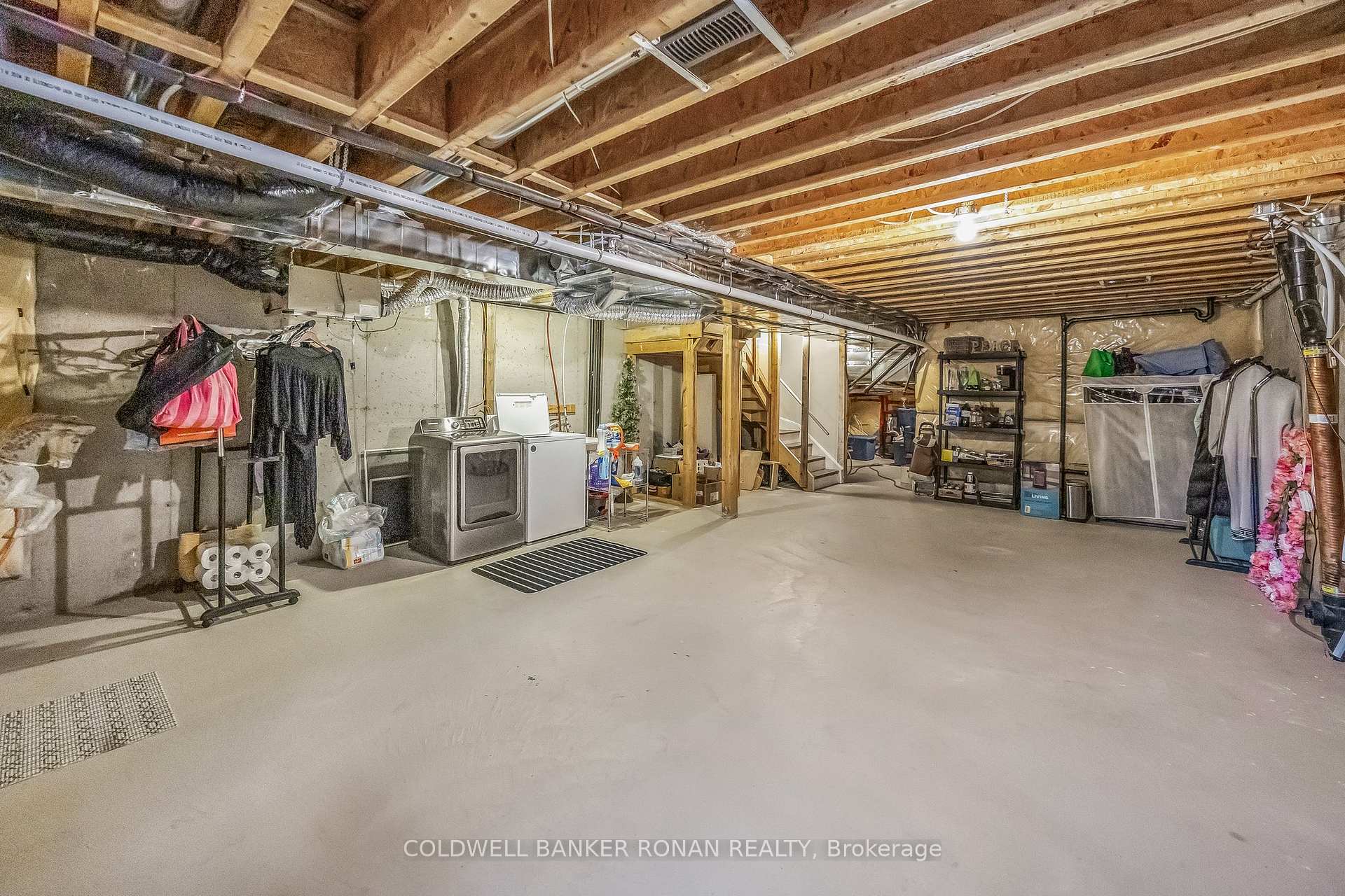 Photo 30 of 51 Ruthven Crescent, New Tecumseth, Alliston — HOMEH