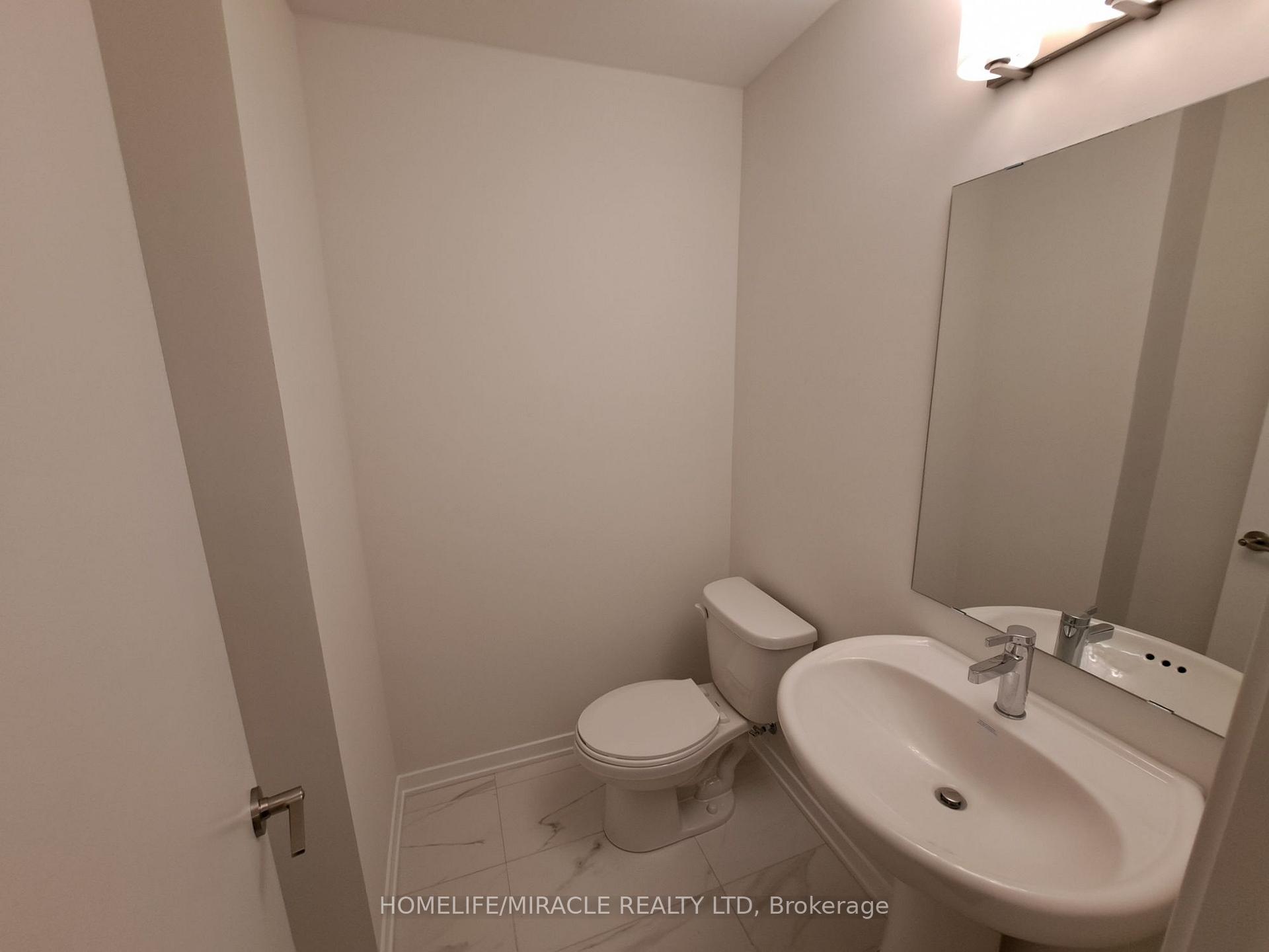 Photo 7 of Unit TH537, 250 Interchange Crescent, Vaughan, Vaughan Corporate Centre — HOMEH