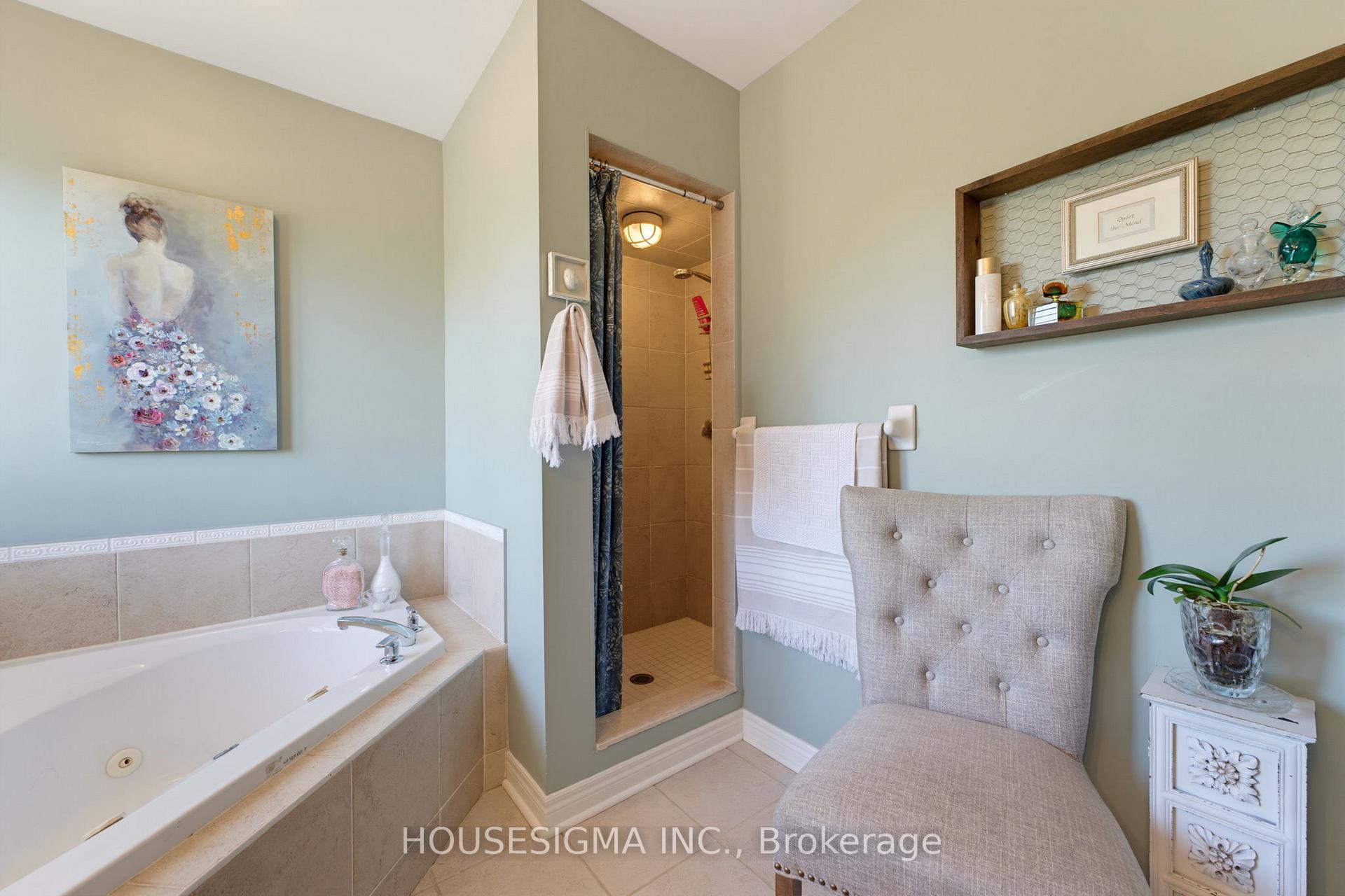 Photo 19 of 103 Thoroughbred Boulevard, Hamilton, Meadowlands — HOMEH