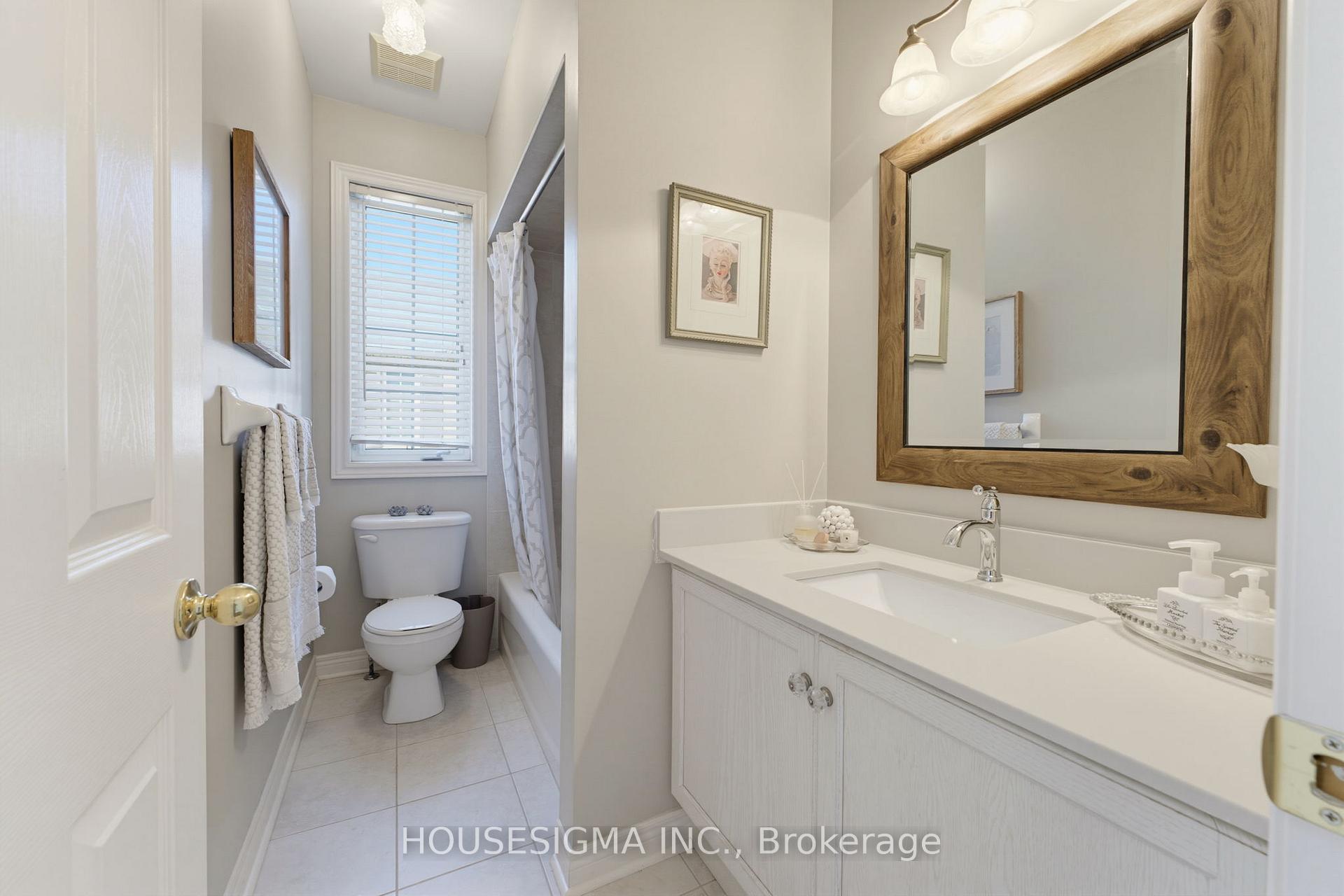 Photo 22 of 103 Thoroughbred Boulevard, Hamilton, Meadowlands — HOMEH