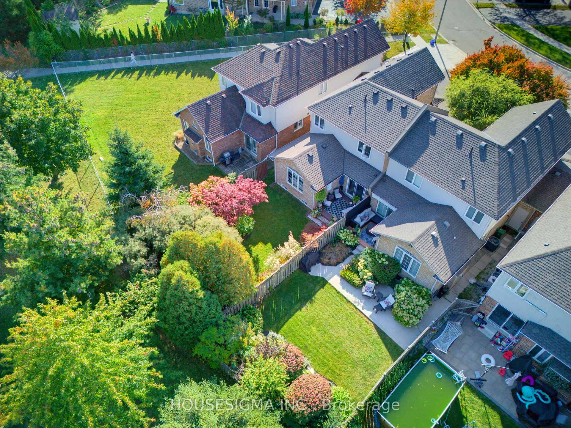 Photo 37 of 103 Thoroughbred Boulevard, Hamilton, Meadowlands — HOMEH