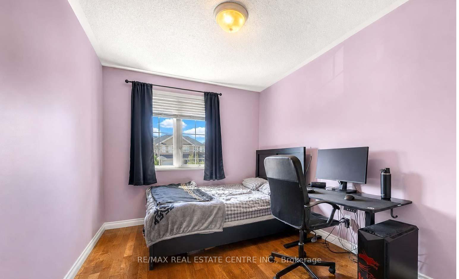 Photo 25 of 764 Avocado Crescent, Mississauga, Meadowvale Village — HOMEH