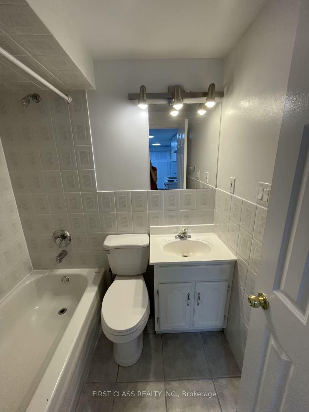 Front of Unit Basmt-1, 58 Grandview Avenue