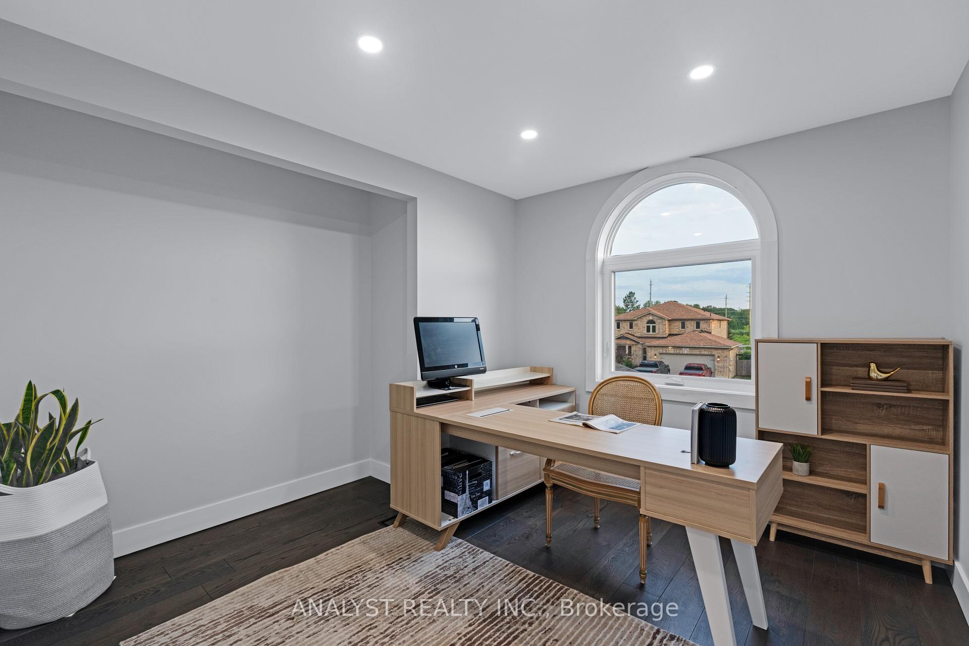 Photo 30 of 65 Sun King Crescent, Barrie, Innis-Shore — HOMEH