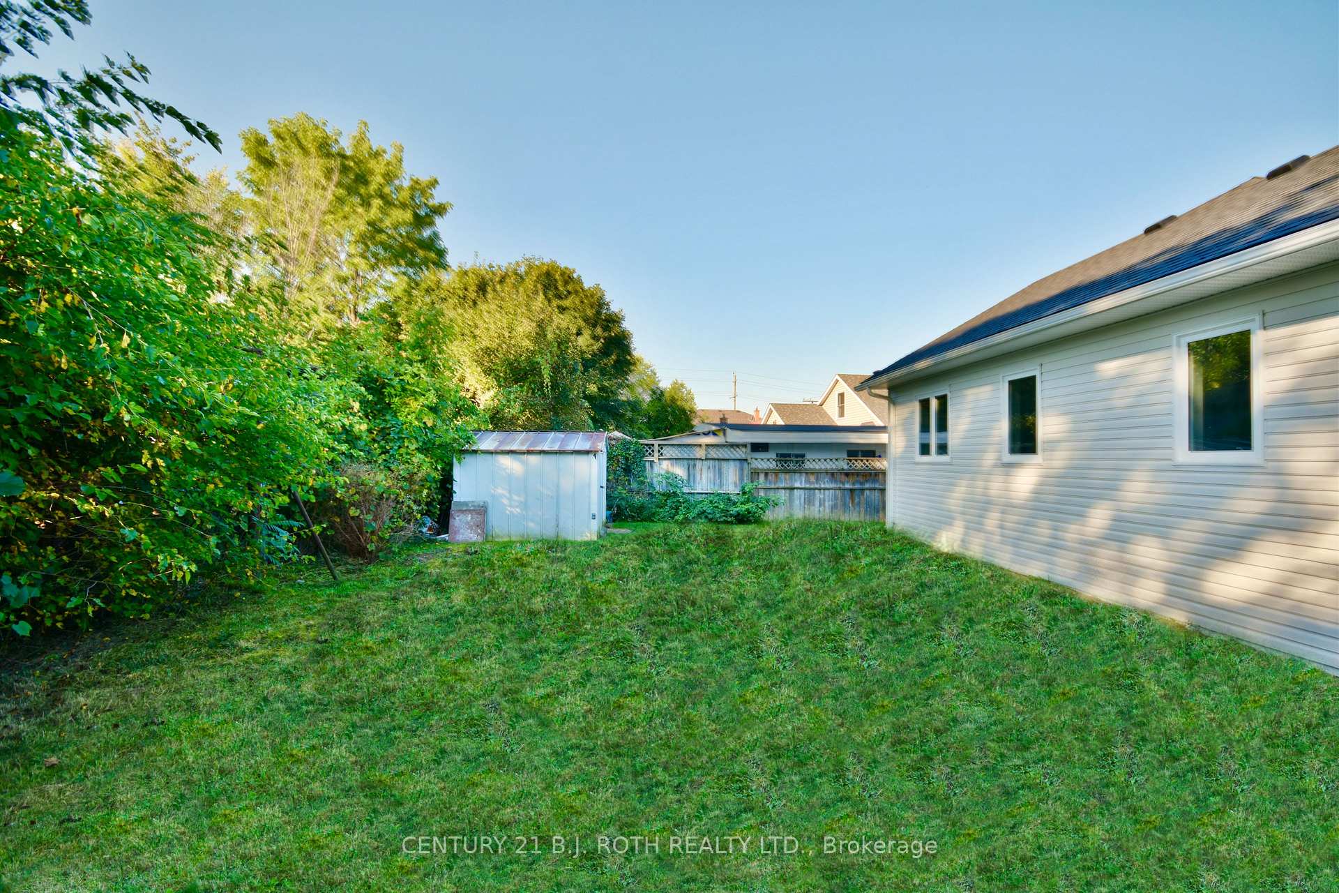 Photo 14 of UPPER97 Queen Street, Barrie, Codrington — HOMEH