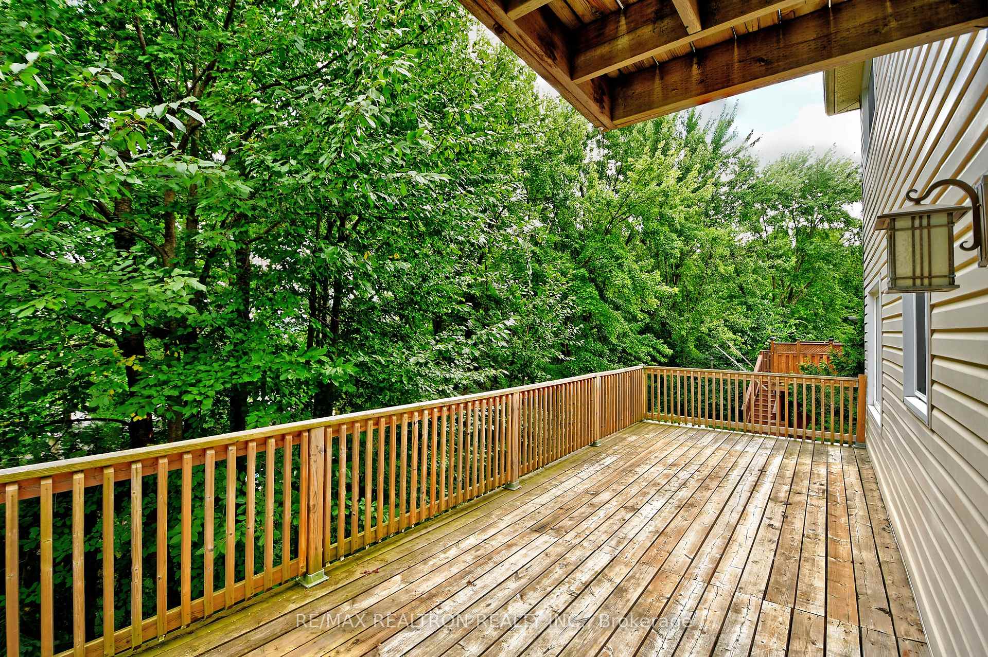 Photo 15 of 89 Browning Trail, Barrie, Letitia Heights — HOMEH