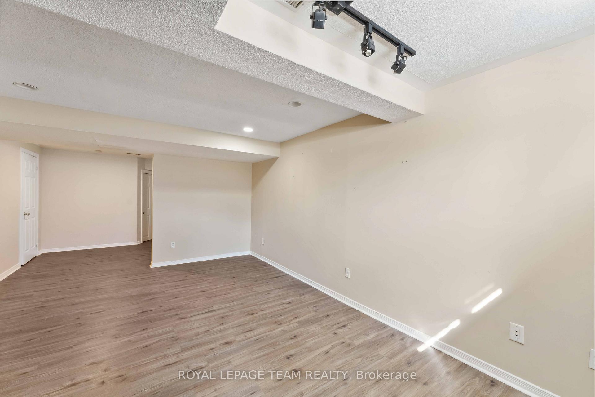 Photo 31 of 57 Sutcliffe Terrace, Ottawa, Barrhaven - Longfields — HOMEH