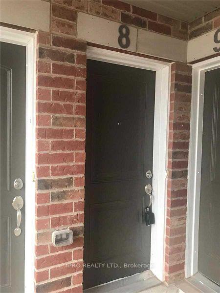 Photo 4 of Unit 8, 2563 Sixth Line, Oakville, River Oaks — HOMEH
