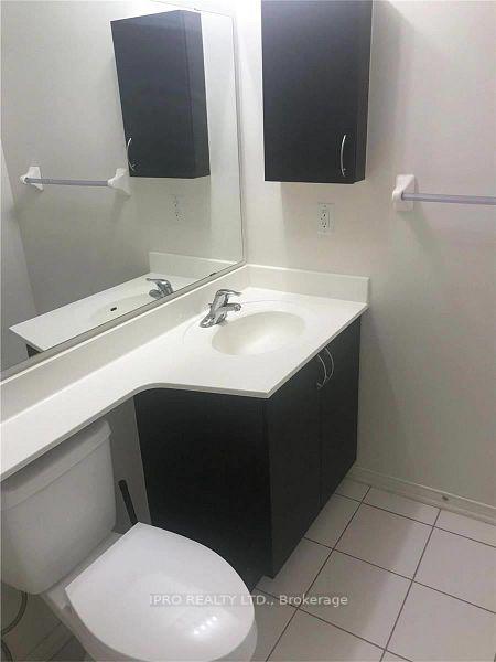 Photo 19 of Unit 8, 2563 Sixth Line, Oakville, River Oaks — HOMEH
