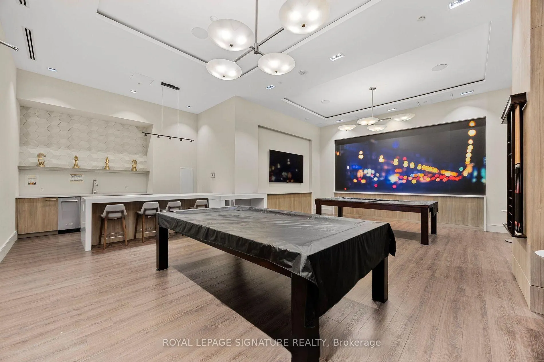 Photo 5 of Unit 1124, 9000 Jane Street S, Vaughan, Vellore Village — HOMEH