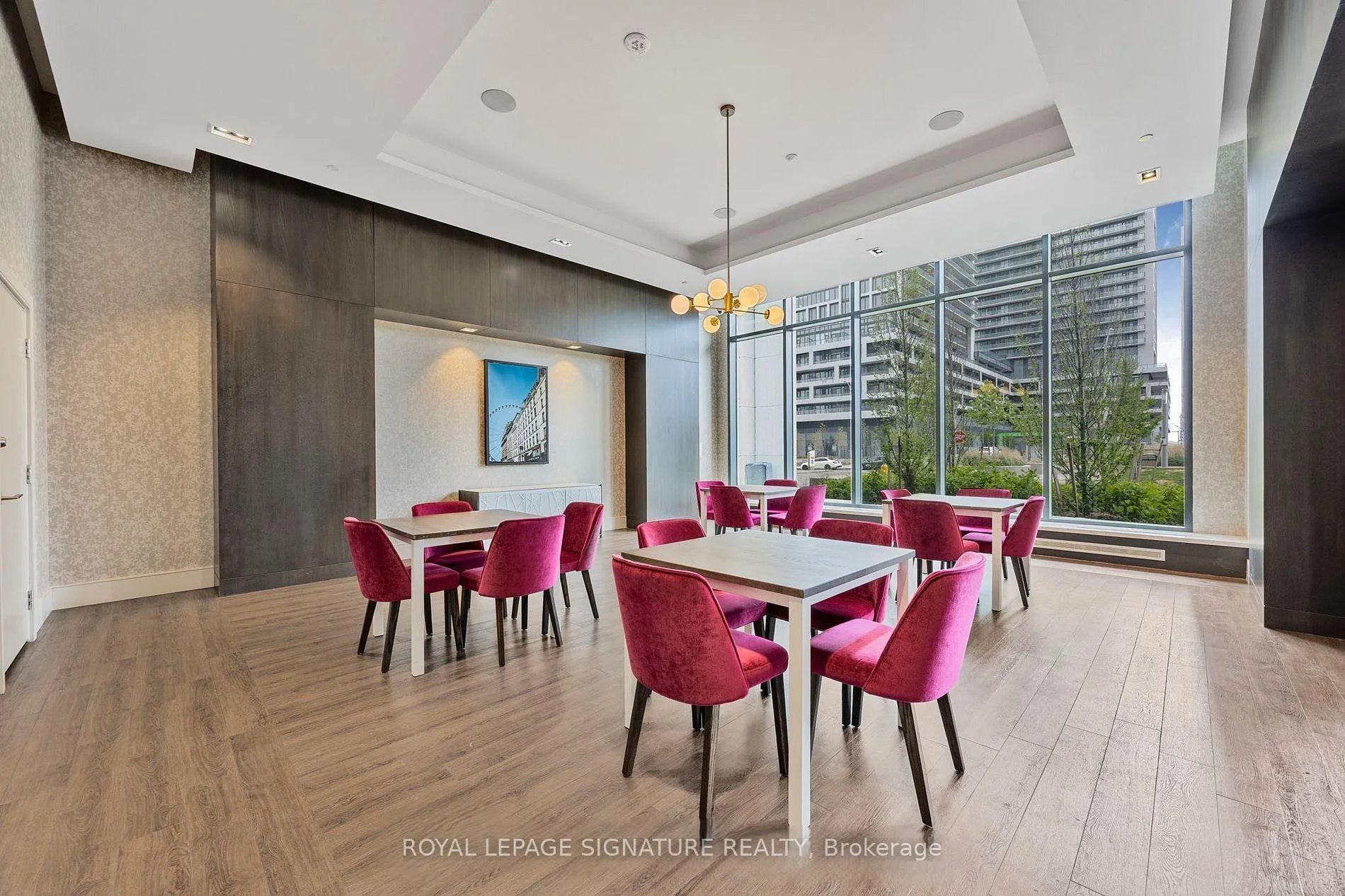 Photo 7 of Unit 1124, 9000 Jane Street S, Vaughan, Vellore Village — HOMEH
