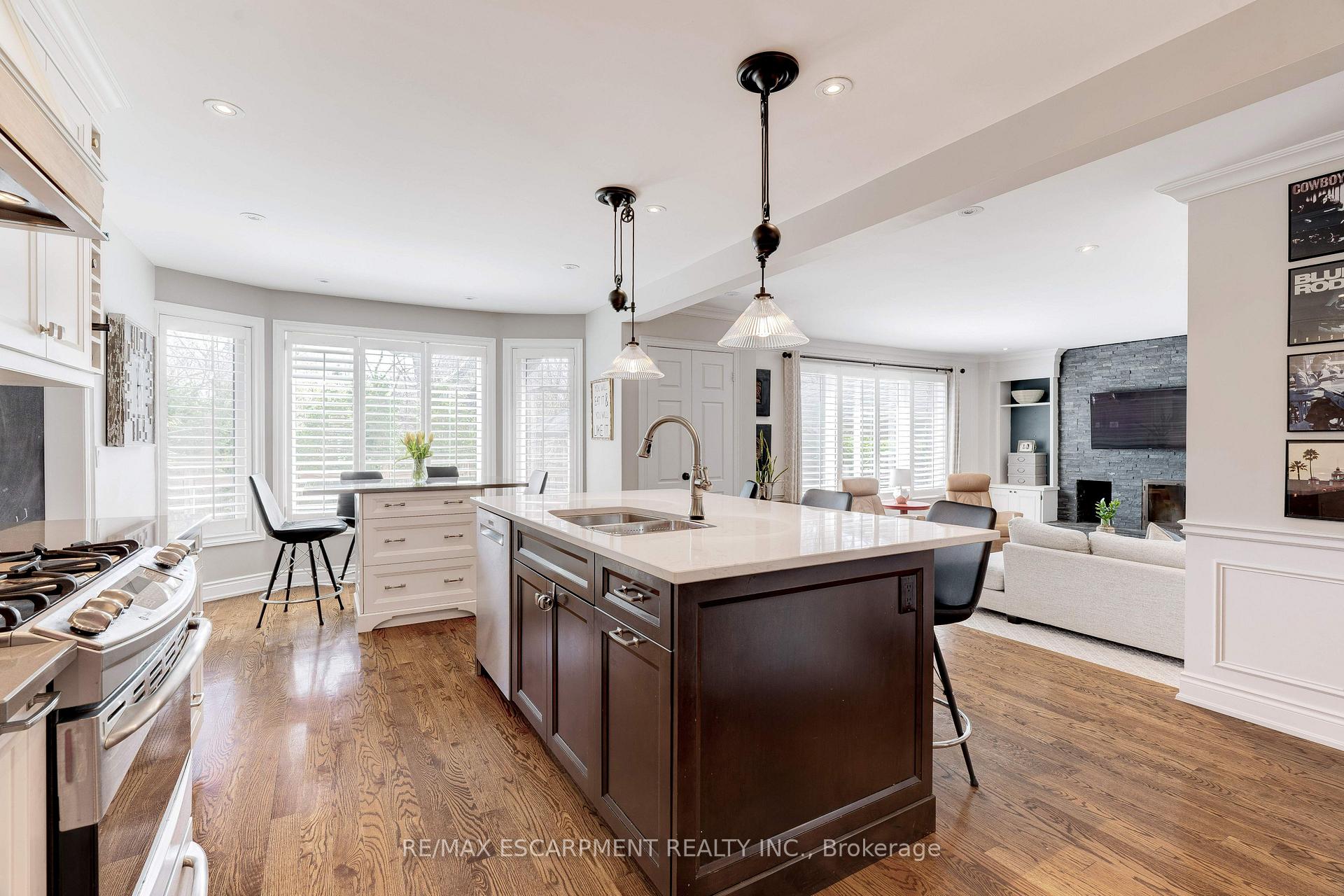 Photo 17 of 4302 Shoreacres Place, Burlington, Shoreacres — HOMEH