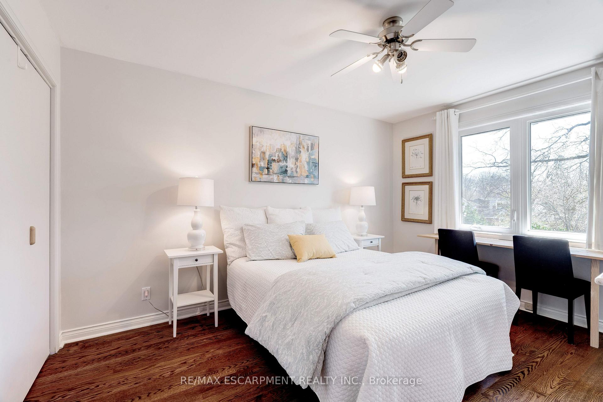 Photo 22 of 4302 Shoreacres Place, Burlington, Shoreacres — HOMEH