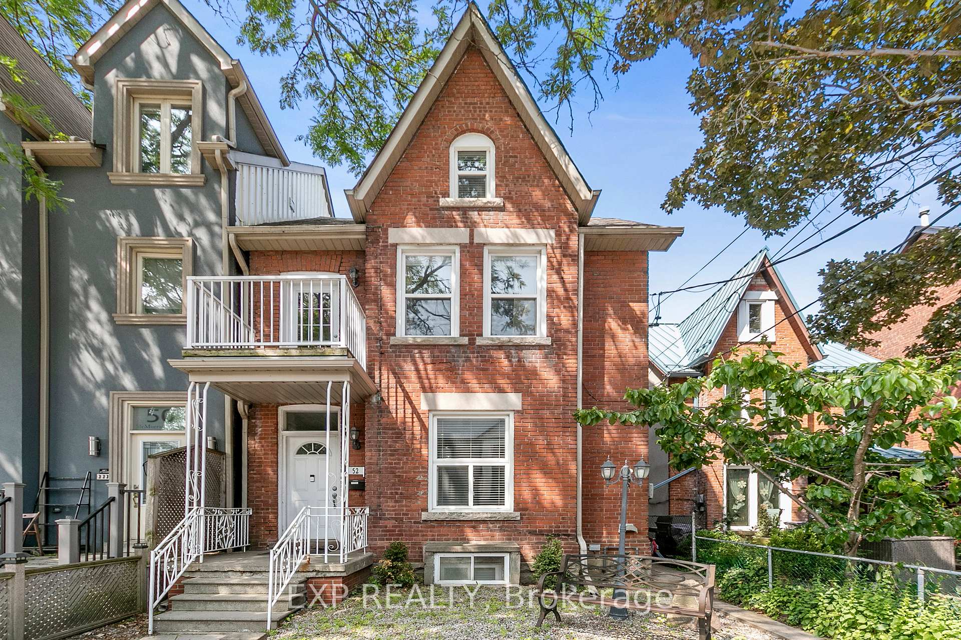 Front of Unit 1, 52 McMurray Avenue