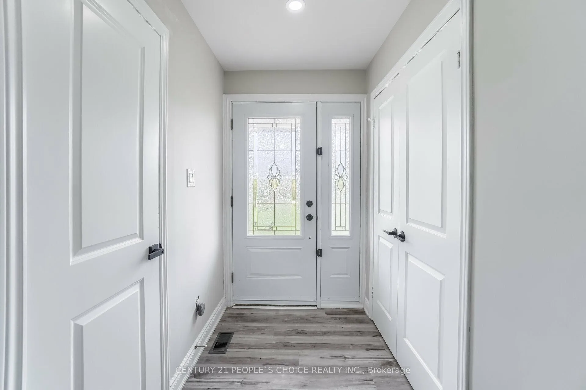 Photo 3 of 643 South Townline Road, Hamilton, Stoney Creek — HOMEH